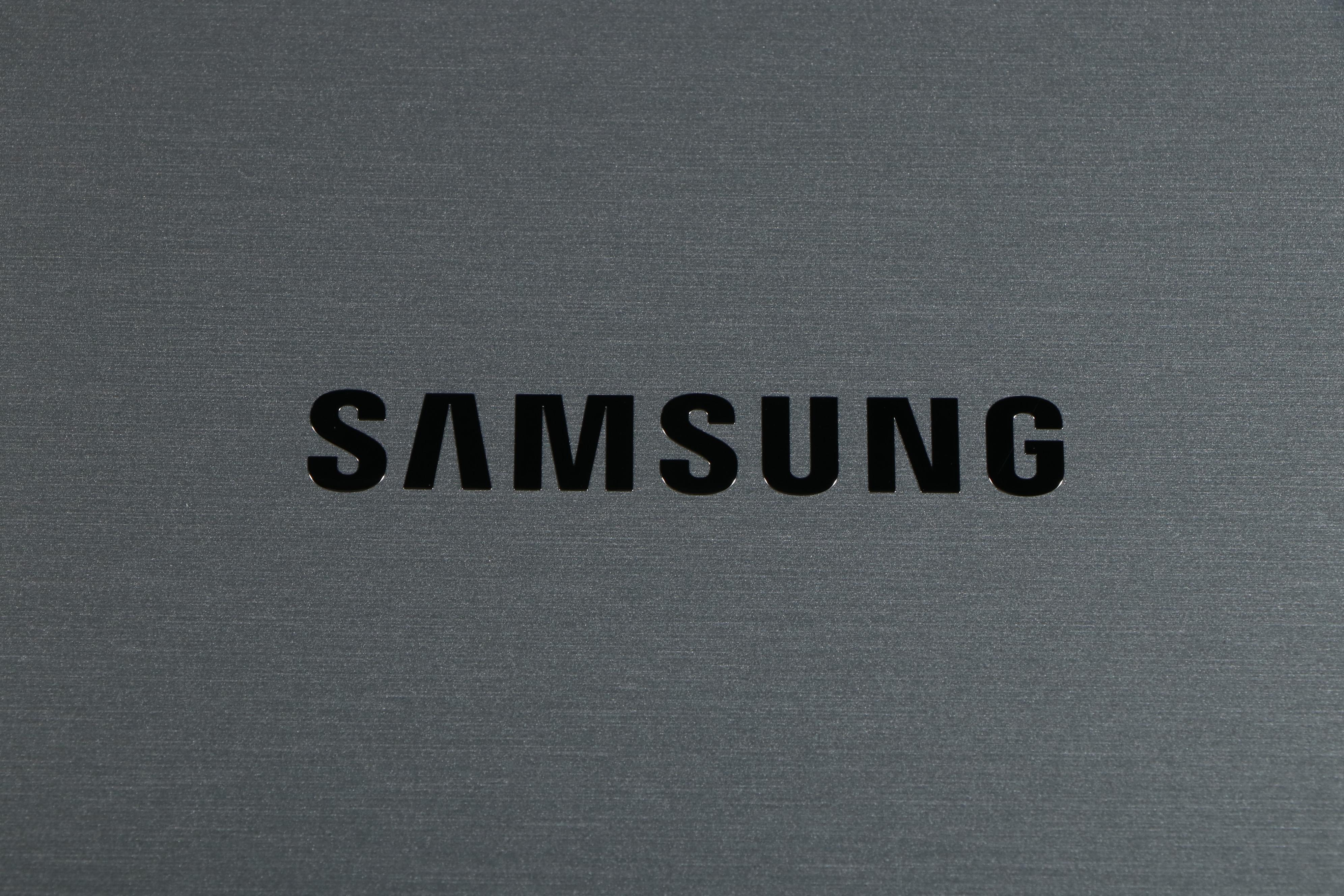 Samsung 11.4 Cu. Ft. Stainless Steel Convertible Upright Freezer