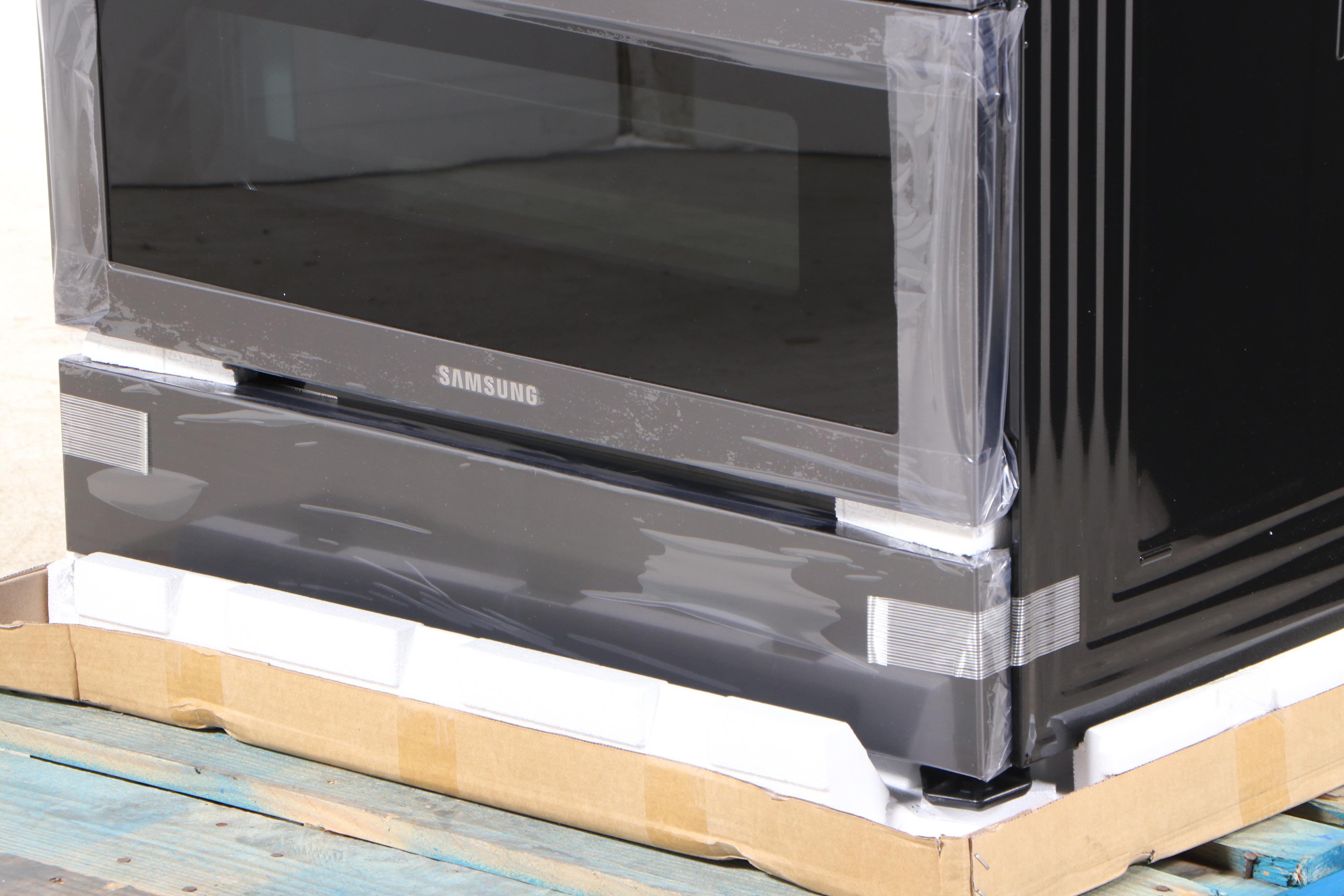 Samsung 6.3 Cu. Ft. Stainless Steel Smart Freestanding Electric Range