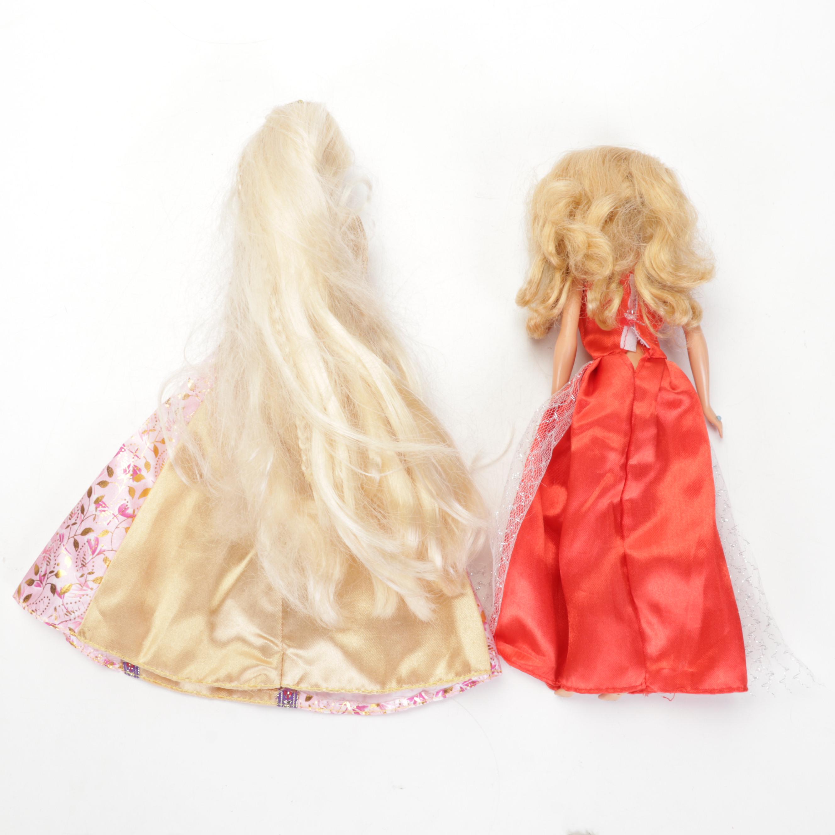 Mattel Barbies Featuring "2008 Holiday Barbie" & Pizza Hut Franchise Accessories