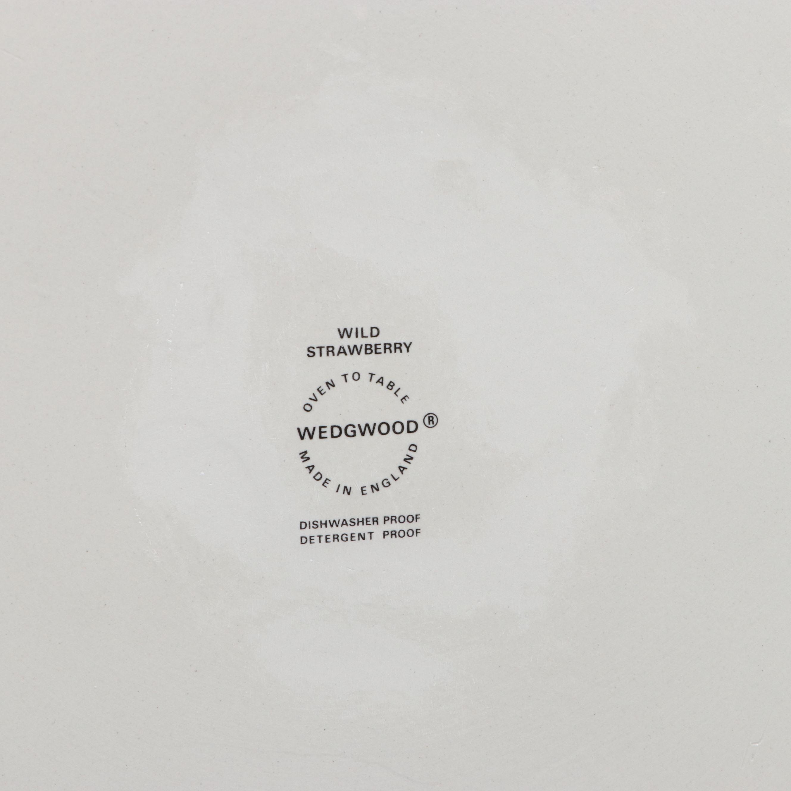 Wedgwood "Wild Strawberry" Bone China Quiche Pan and Souffle