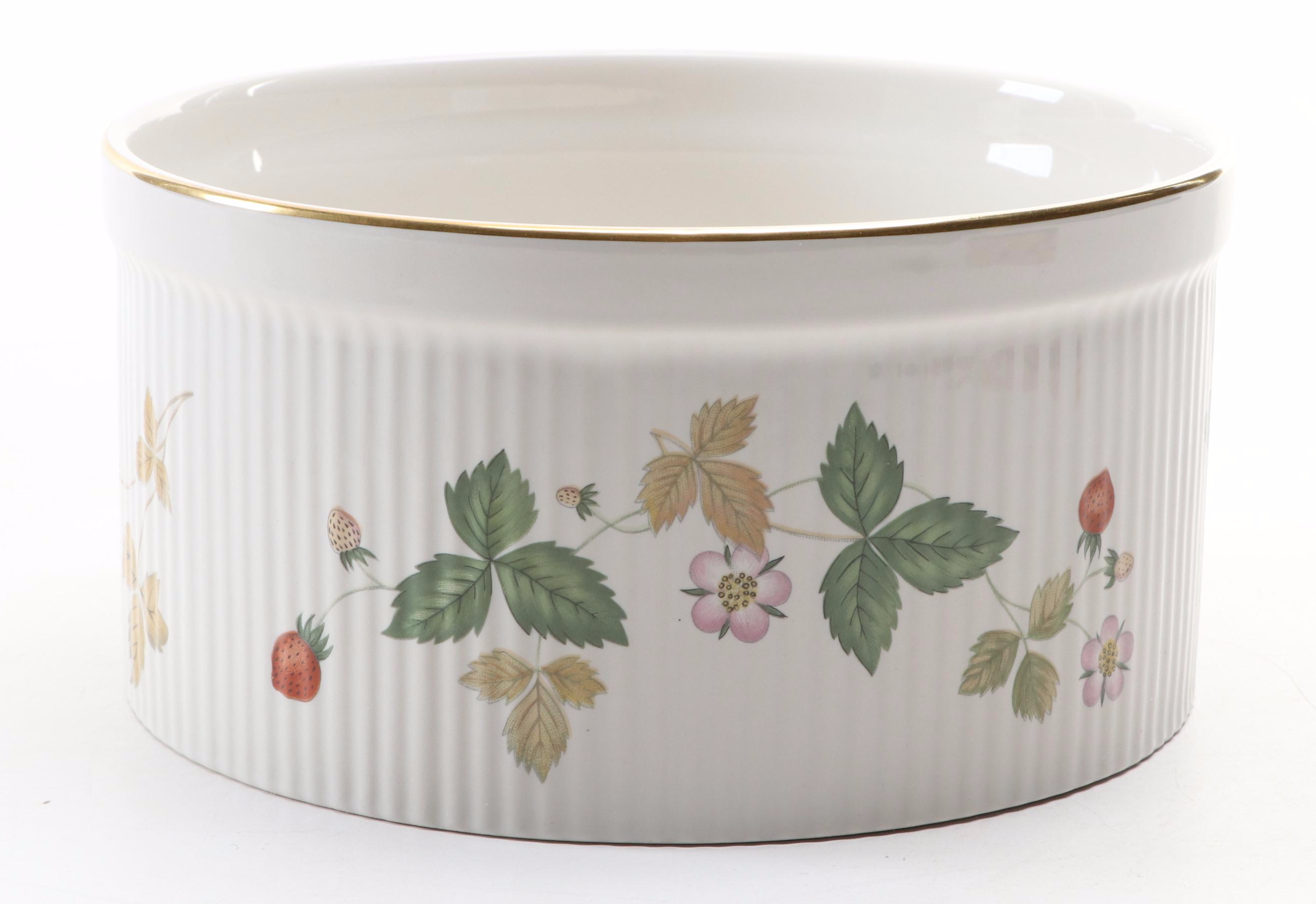 Wedgwood "Wild Strawberry" Bone China Quiche Pan and Souffle
