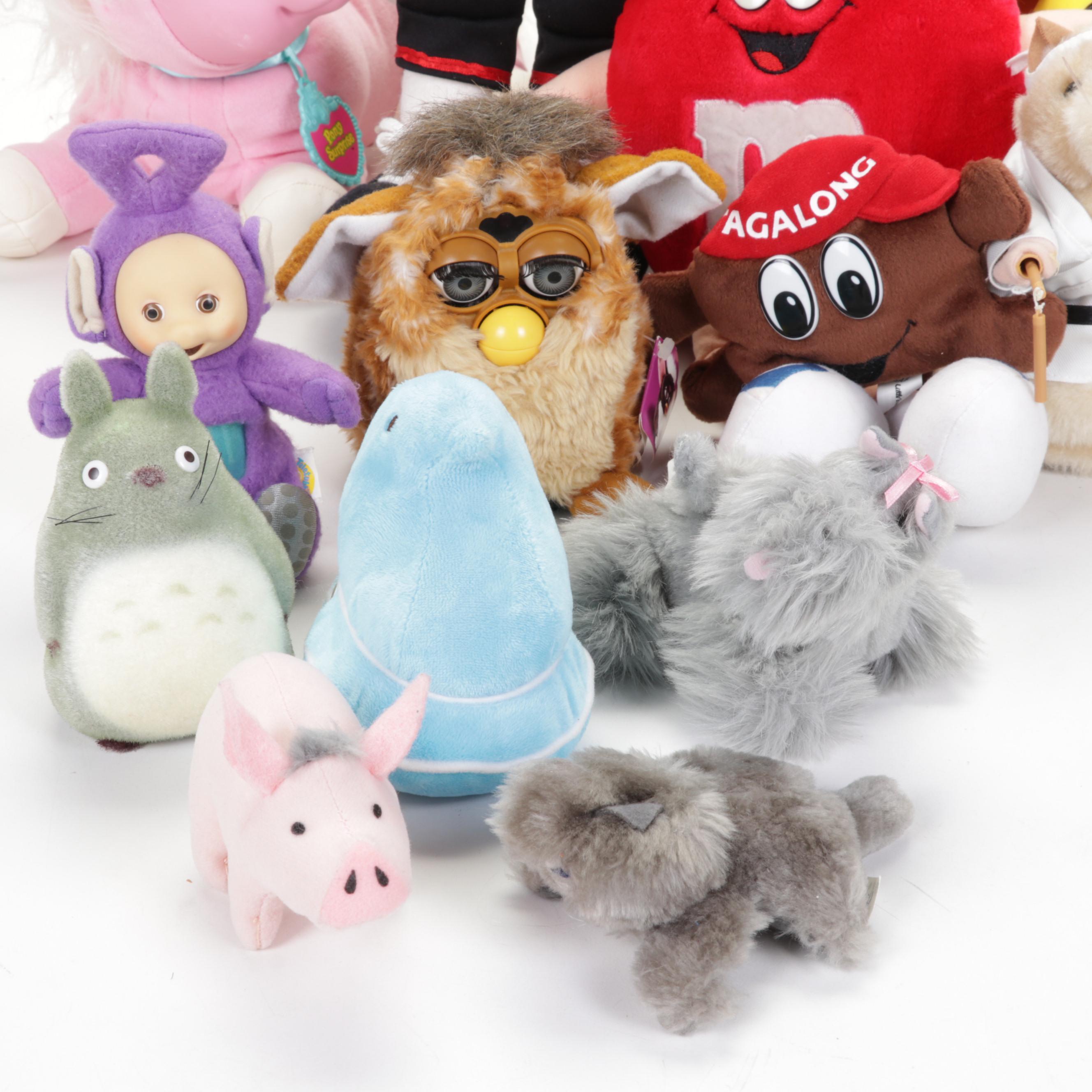 Walt Disney Trivia With Pokemon, Warner Bros and more Figurines and Plush Toys