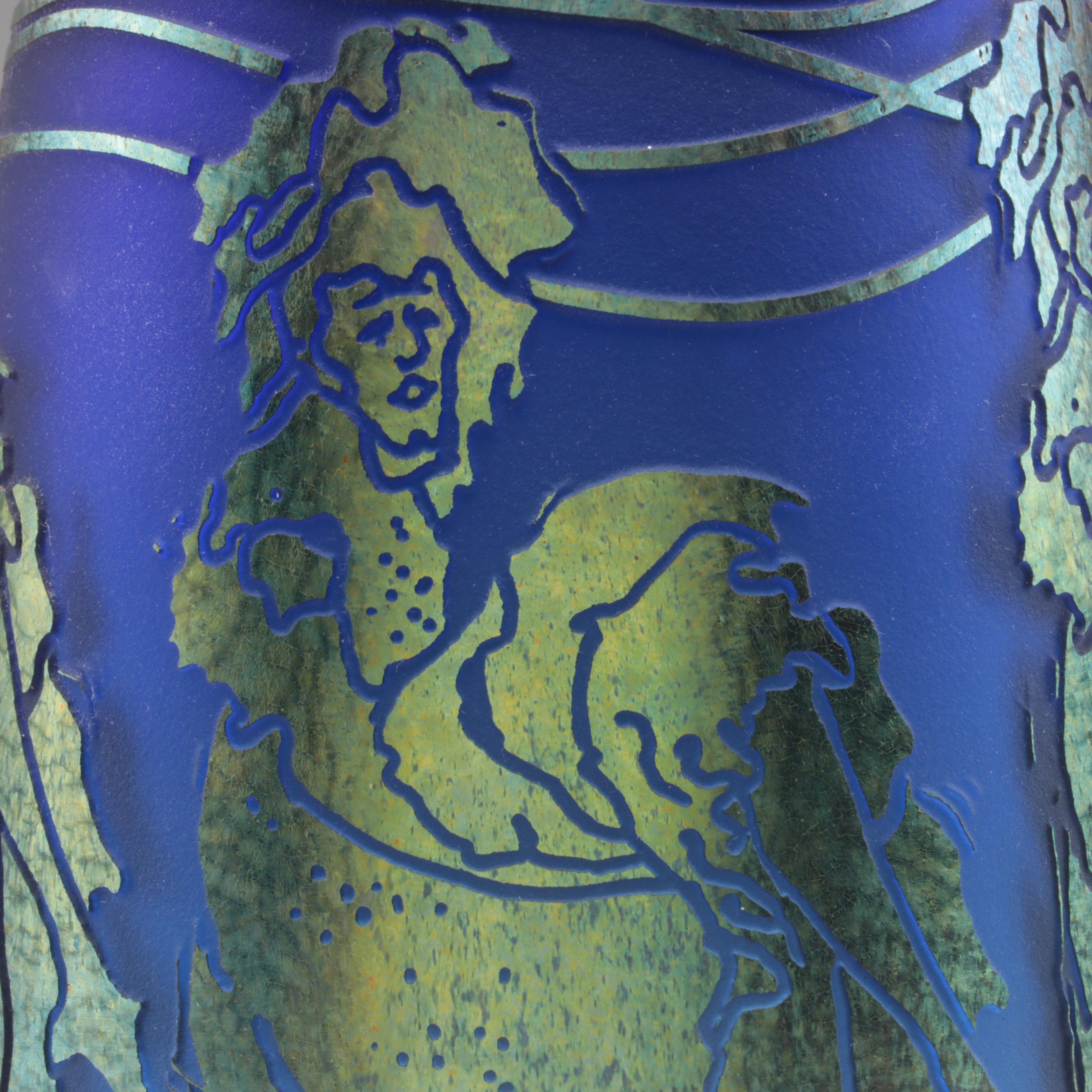 William Brioni Fellerman "Lautrec" Iridescent Sandblasted Figural Art Glass Vase