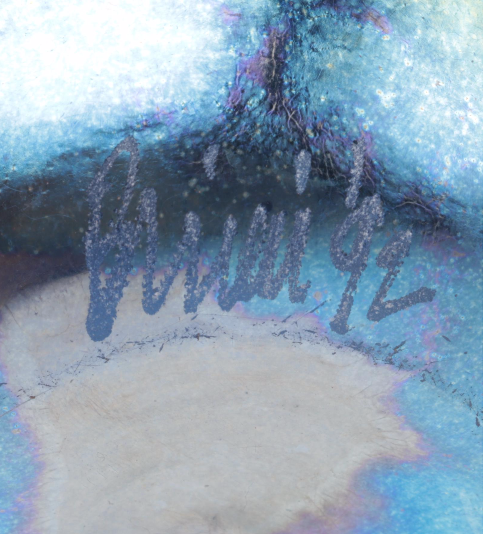 William Brioni Fellerman "Lautrec" Iridescent Sandblasted Figural Art Glass Vase