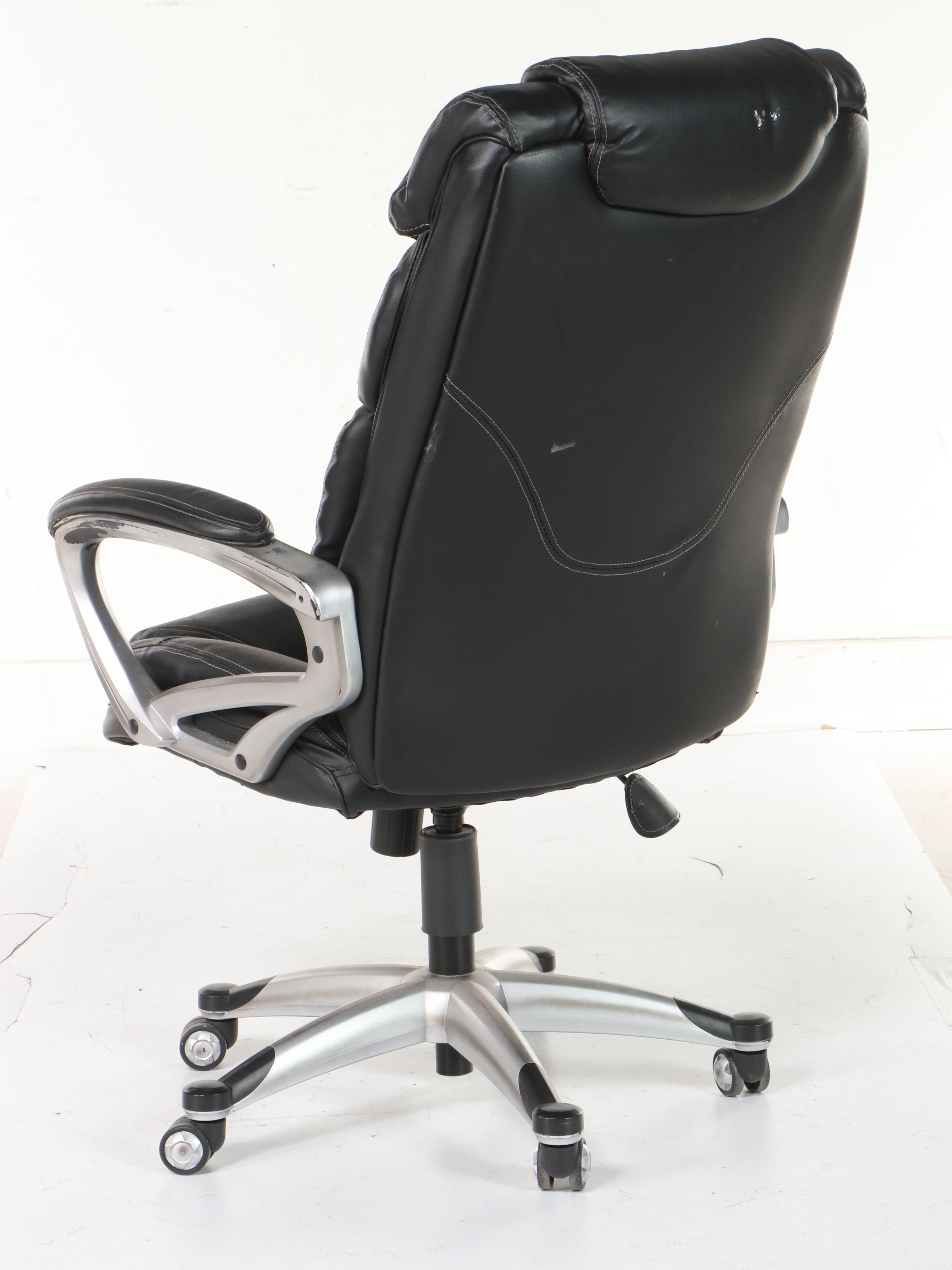 True Innovations "Tillman" Bonded Leather Adjustable Swivel-Tilt Desk Chair