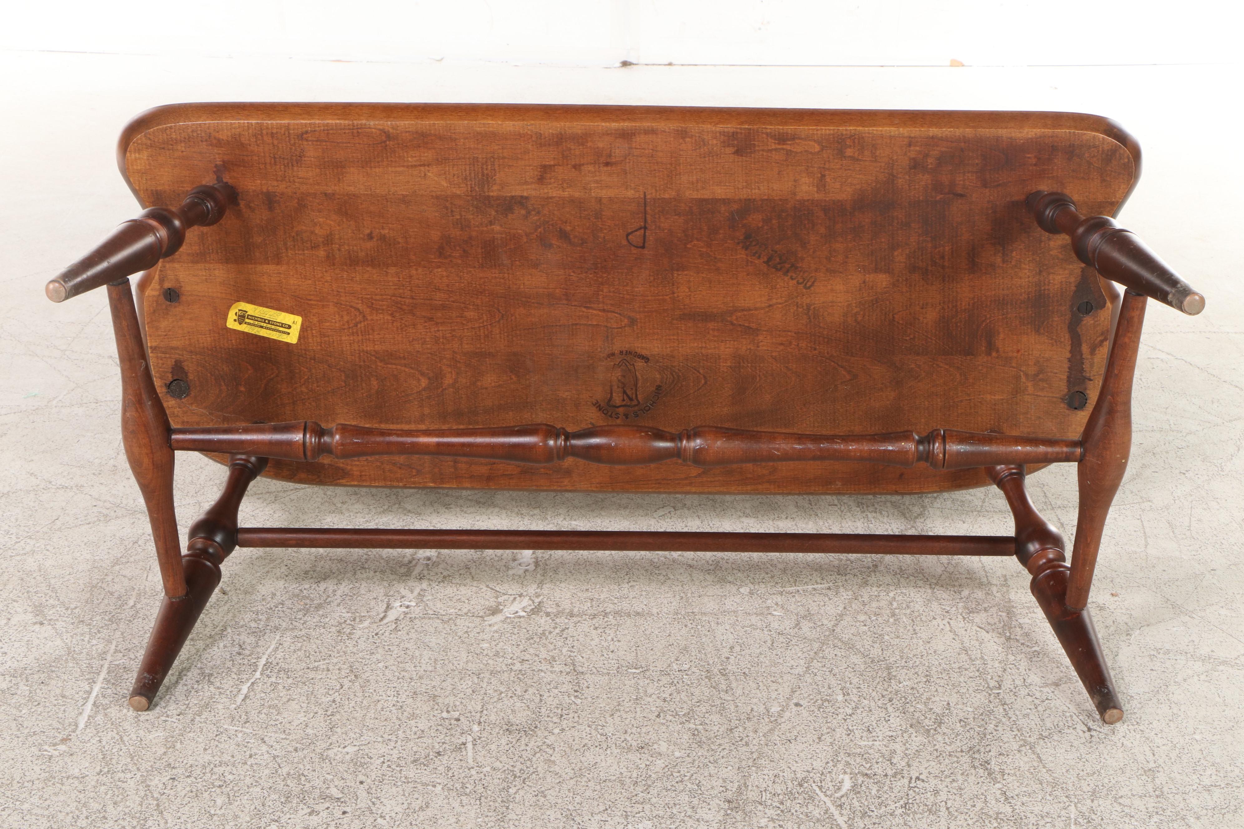 Nichols & Stone Windsor Style Maple Bench