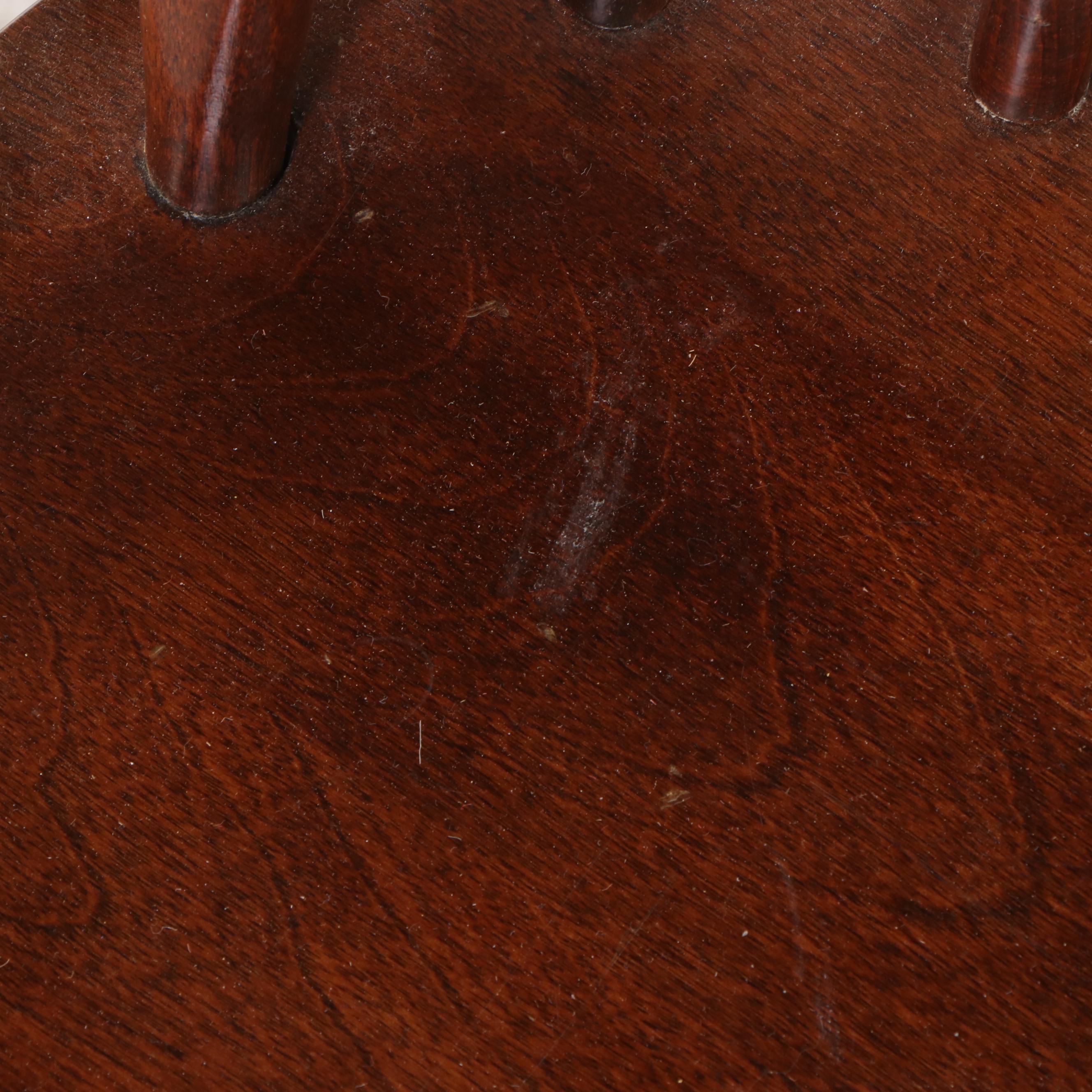 Nichols & Stone Windsor Style Maple Bench