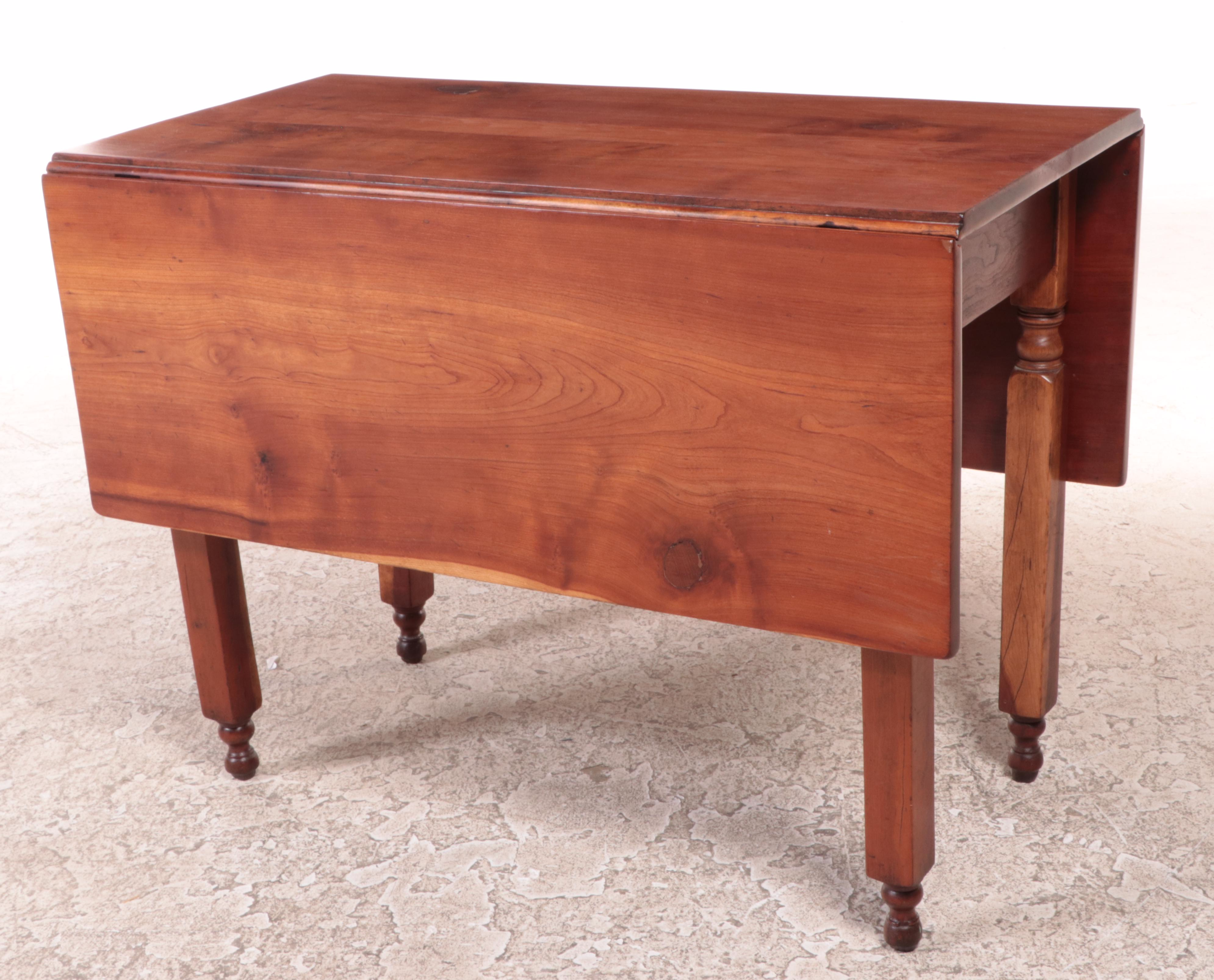 American Primitive Cherry Drop-Leaf Dining Table, Early to Mid-20th Century