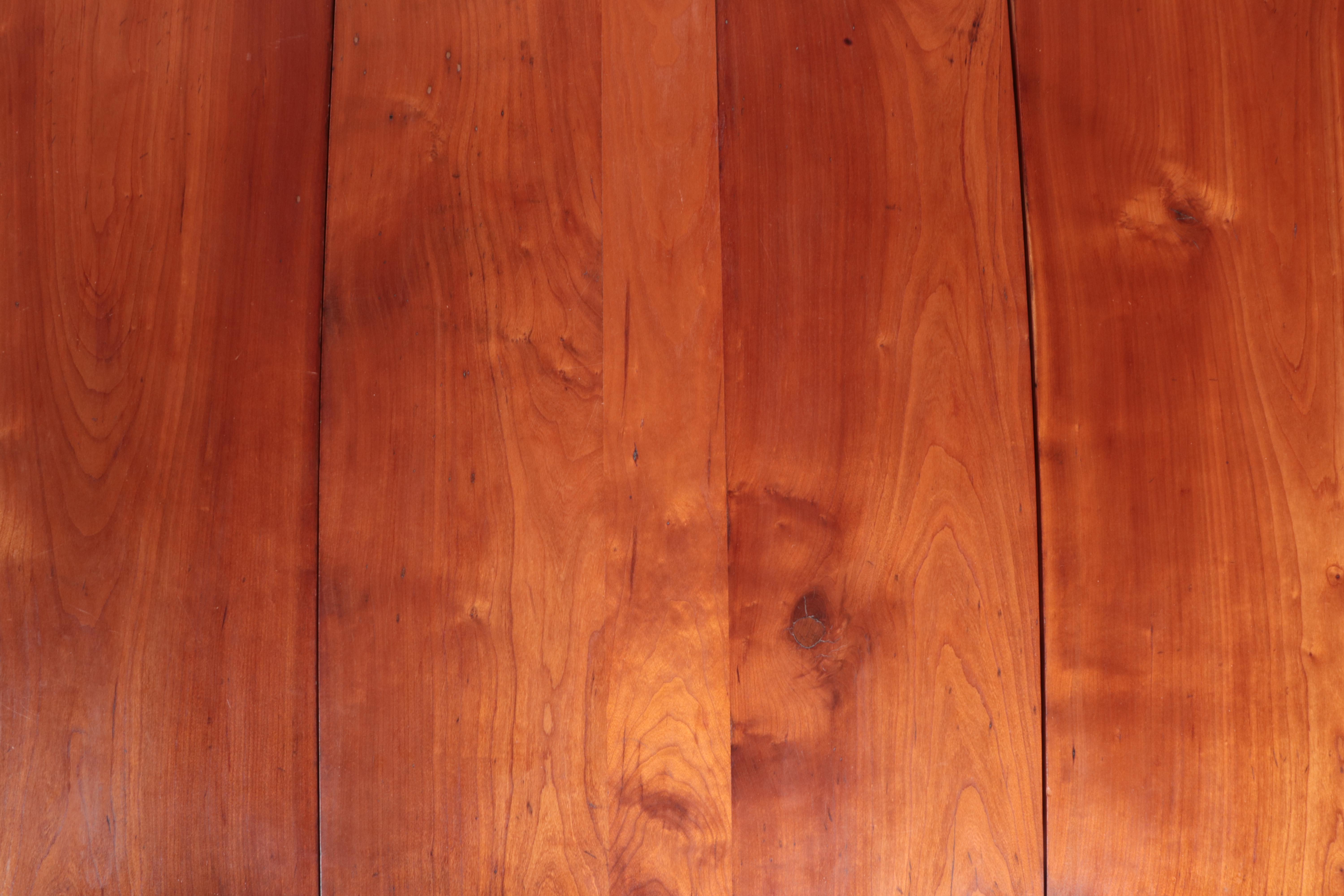 American Primitive Cherry Drop-Leaf Dining Table, Early to Mid-20th Century