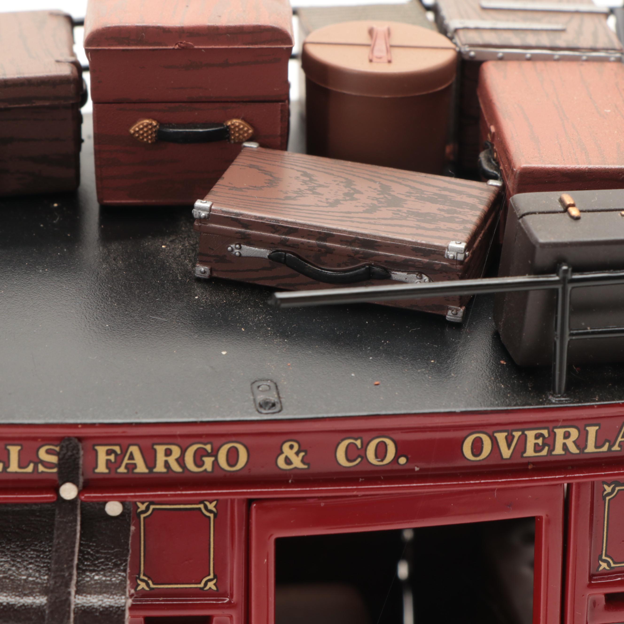 Franklin Mint Wells Fargo & Co Diecast Overland Stagecoach with Other