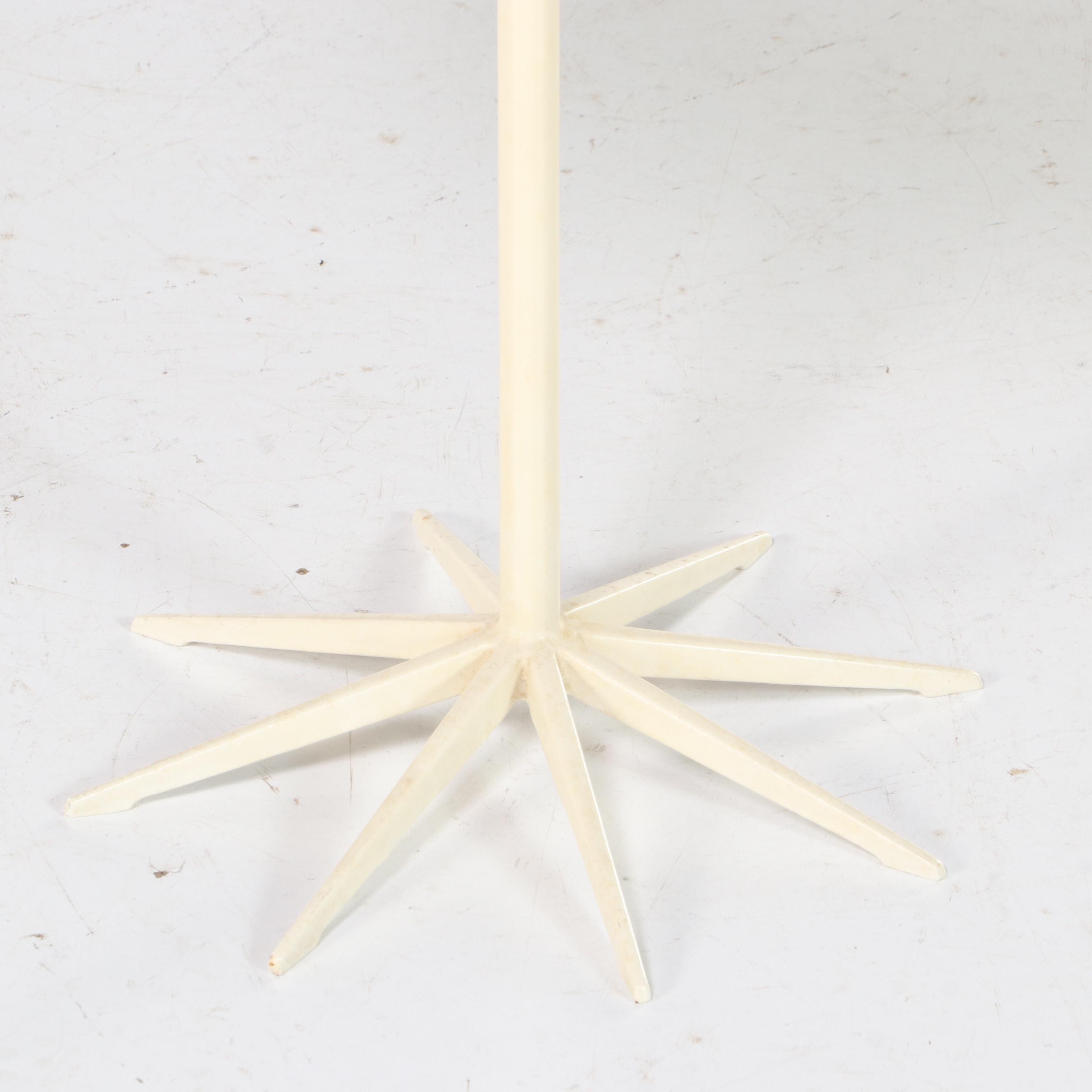 Richard Schultz for Knoll "Petal" Enameled Aluminum and Pine Side Table