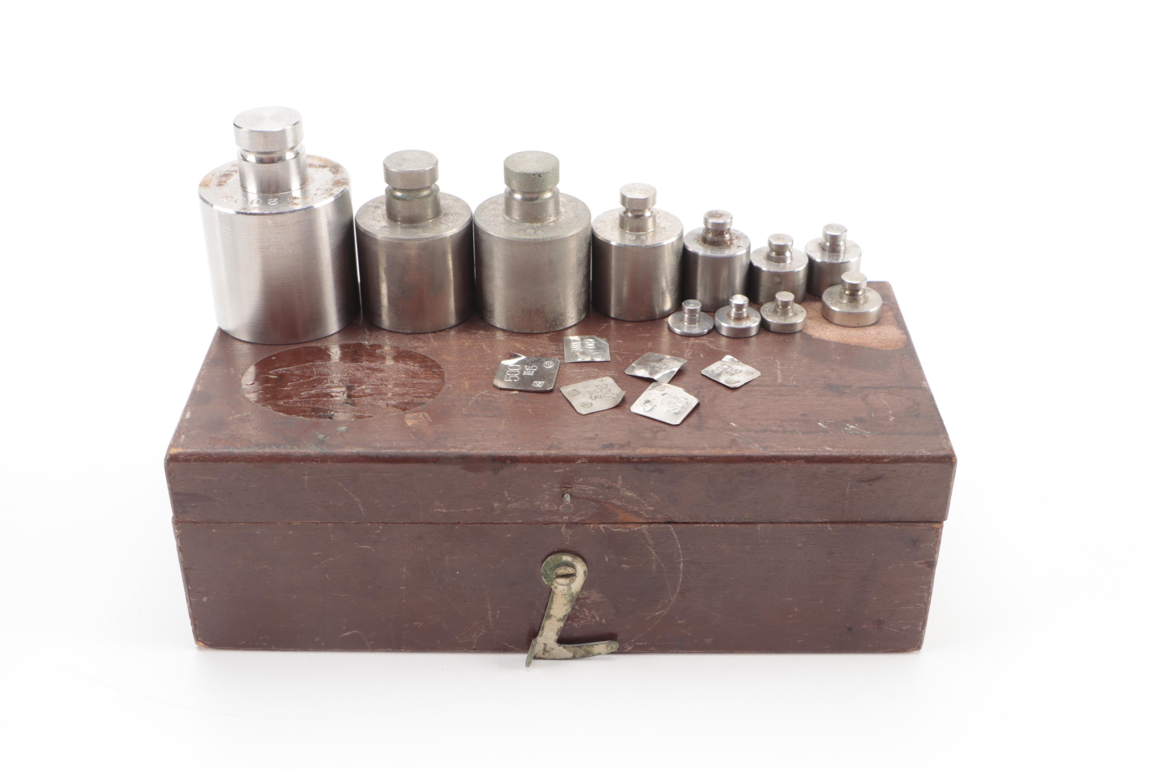 Sartorius-Werke Mechanical Analytical Balancing Scale with Weights, Mid-20th C.