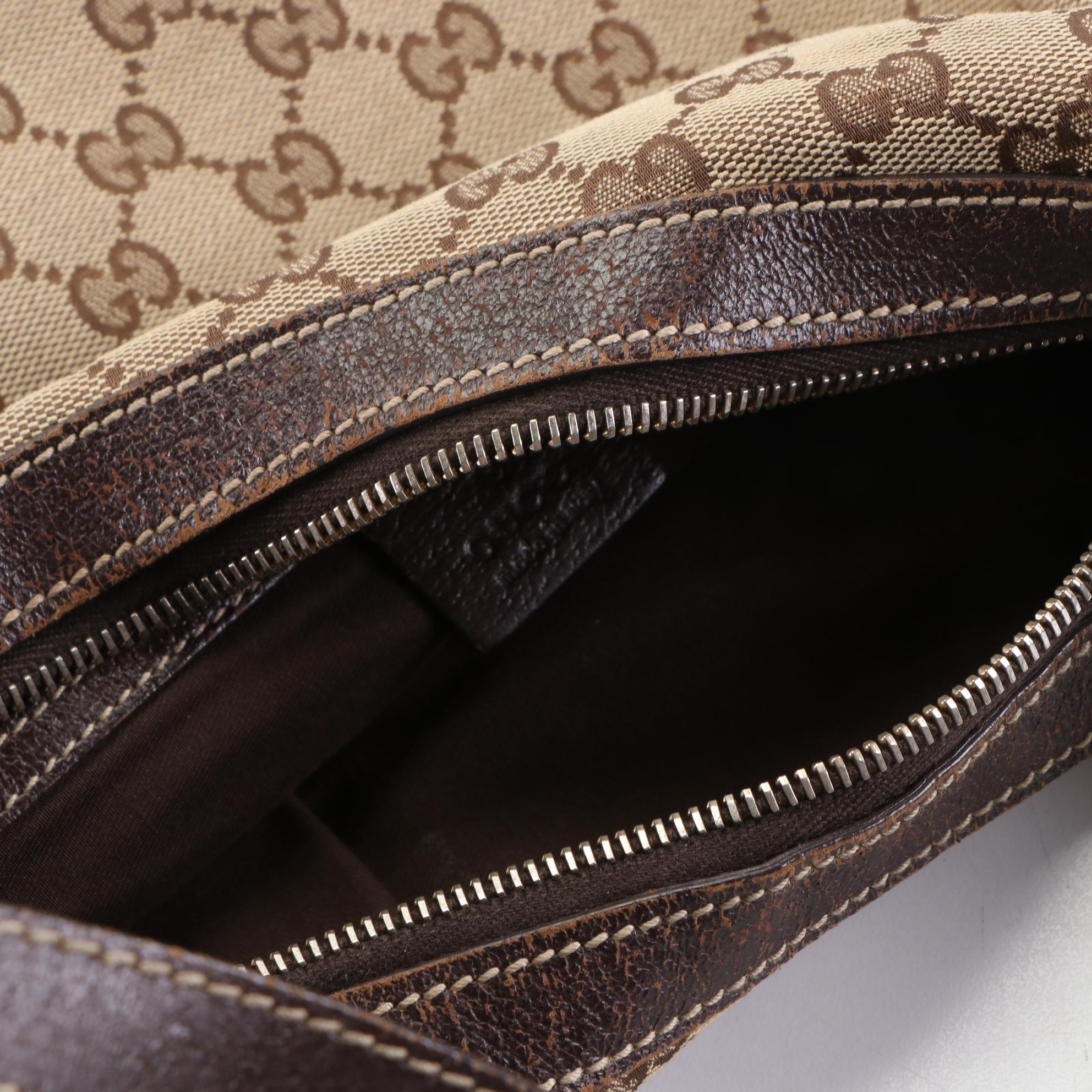 Gucci Shoulder Bag in GG Canvas and Leather Trim