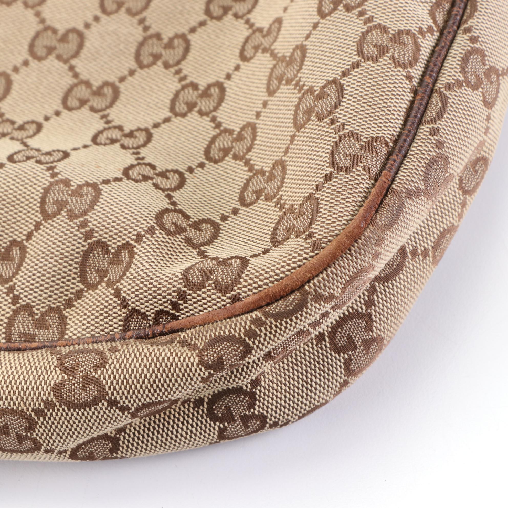 Gucci Shoulder Bag in GG Canvas and Leather Trim