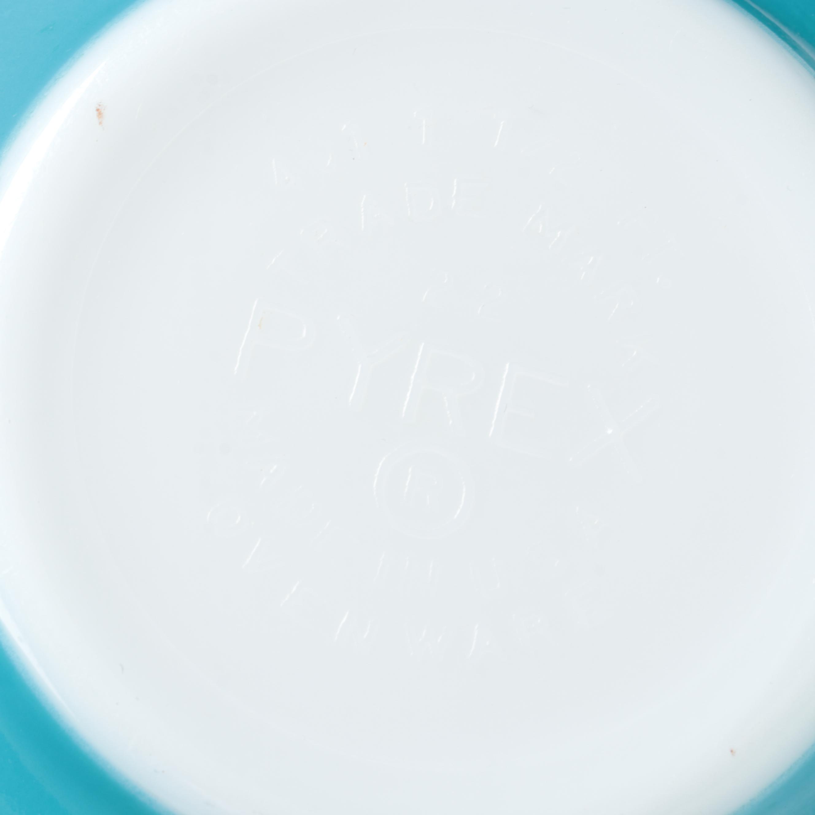 Pyrex "Primary Colors" Mixing Bowls with Pyrex Refrigerator Dishes