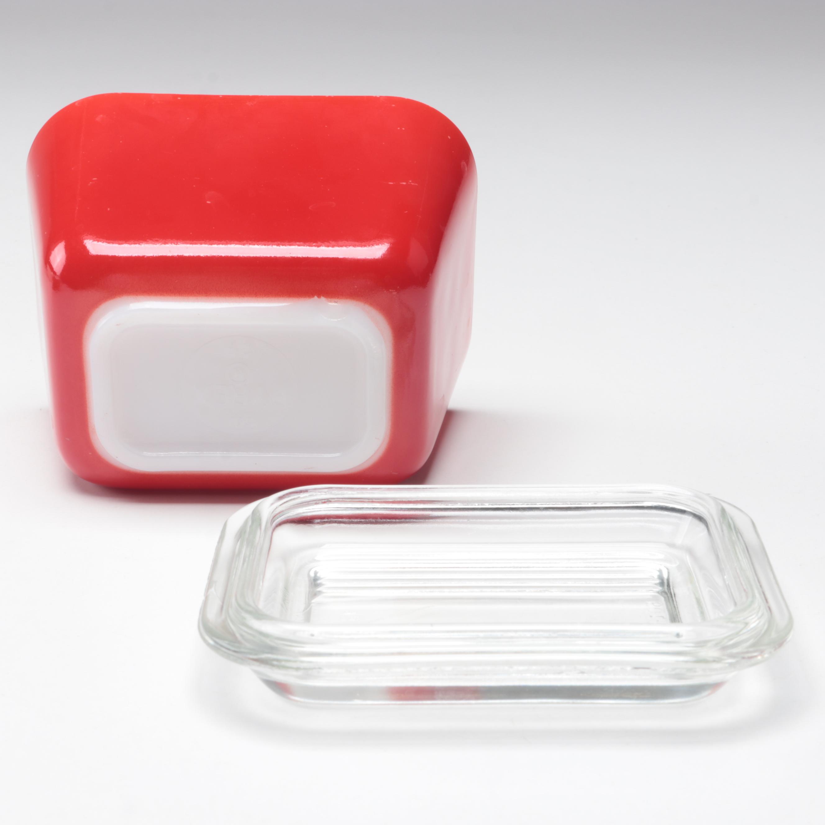 Pyrex Mixing Bowls, Casserole Dishes and Refrigerator Jars, Mid to Late 20th C.