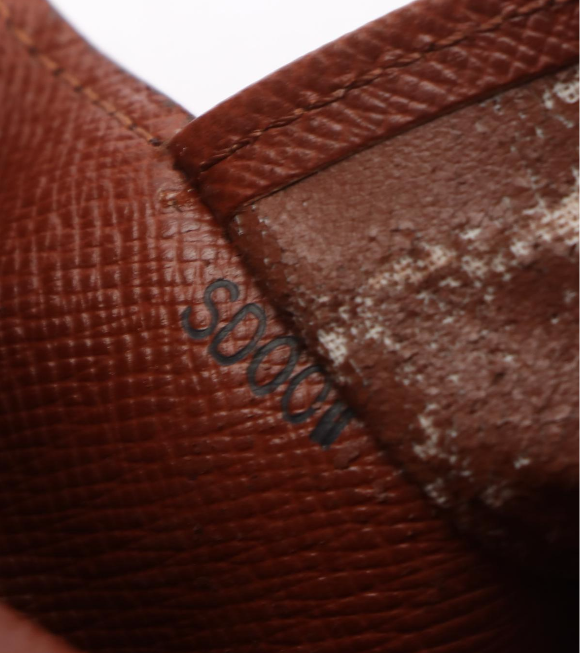 Louis Vuitton International Wallet in Monogram Canvas