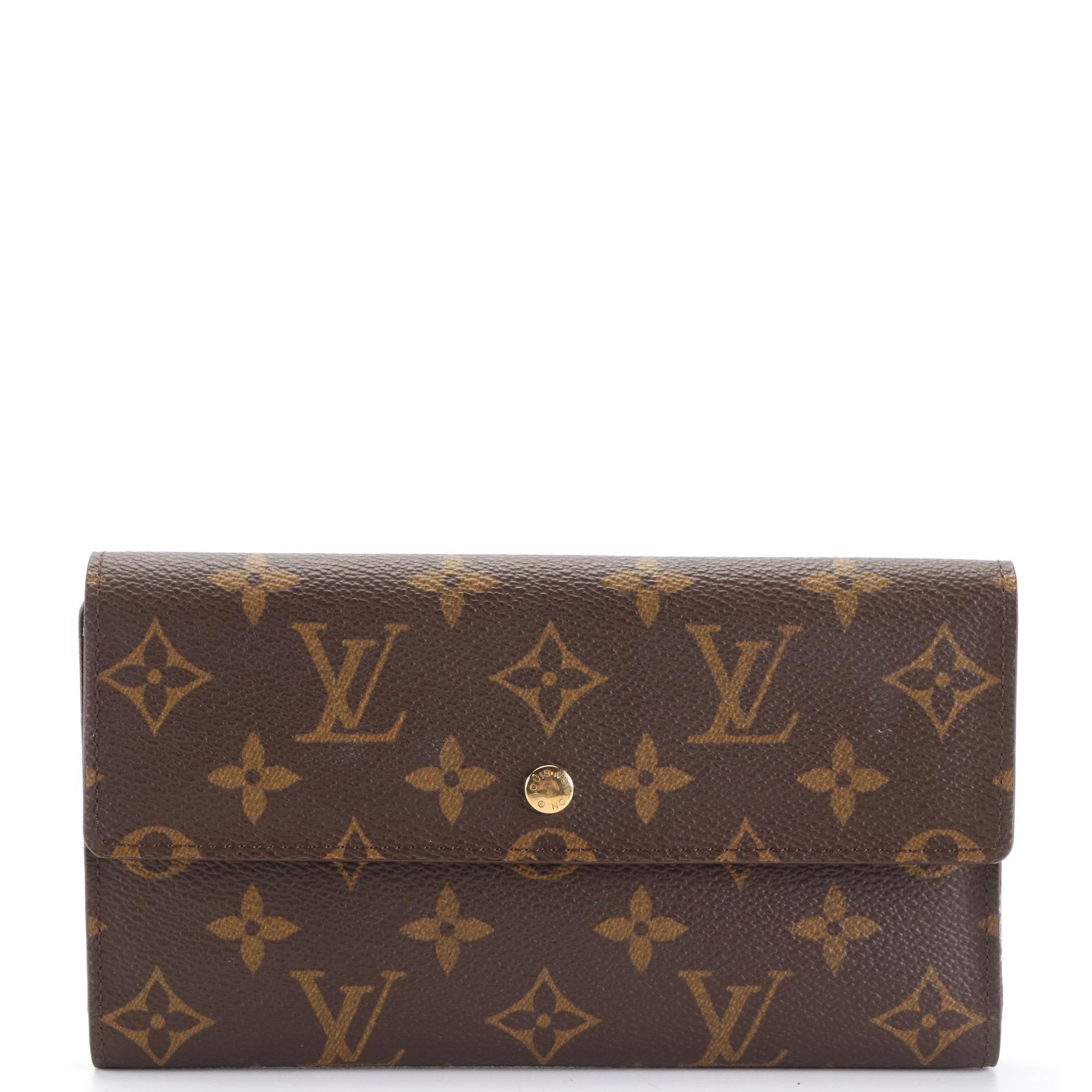 Louis Vuitton International Wallet in Monogram Canvas