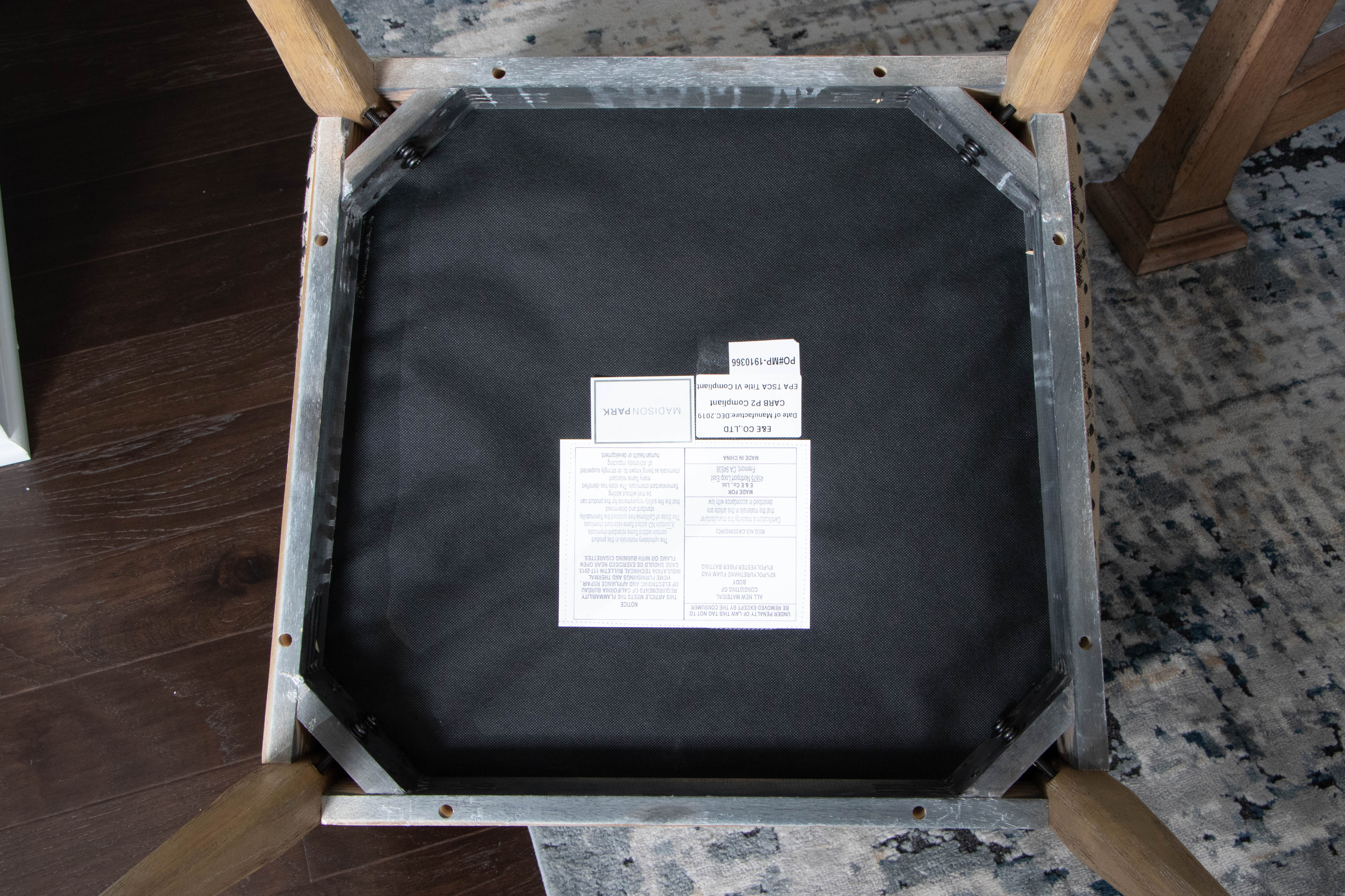 Riverside Furniture Extendable Dining Table with Six Other Chairs