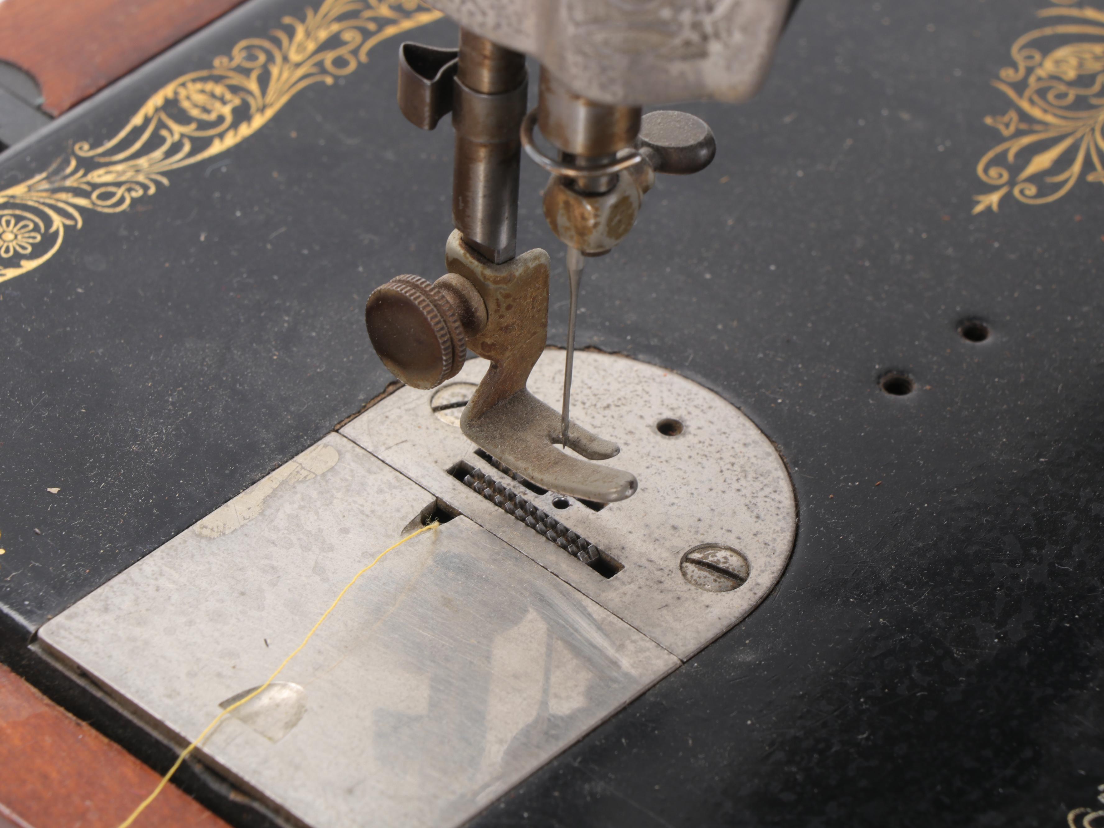 Singer Sewing Machine, Circa 1929
