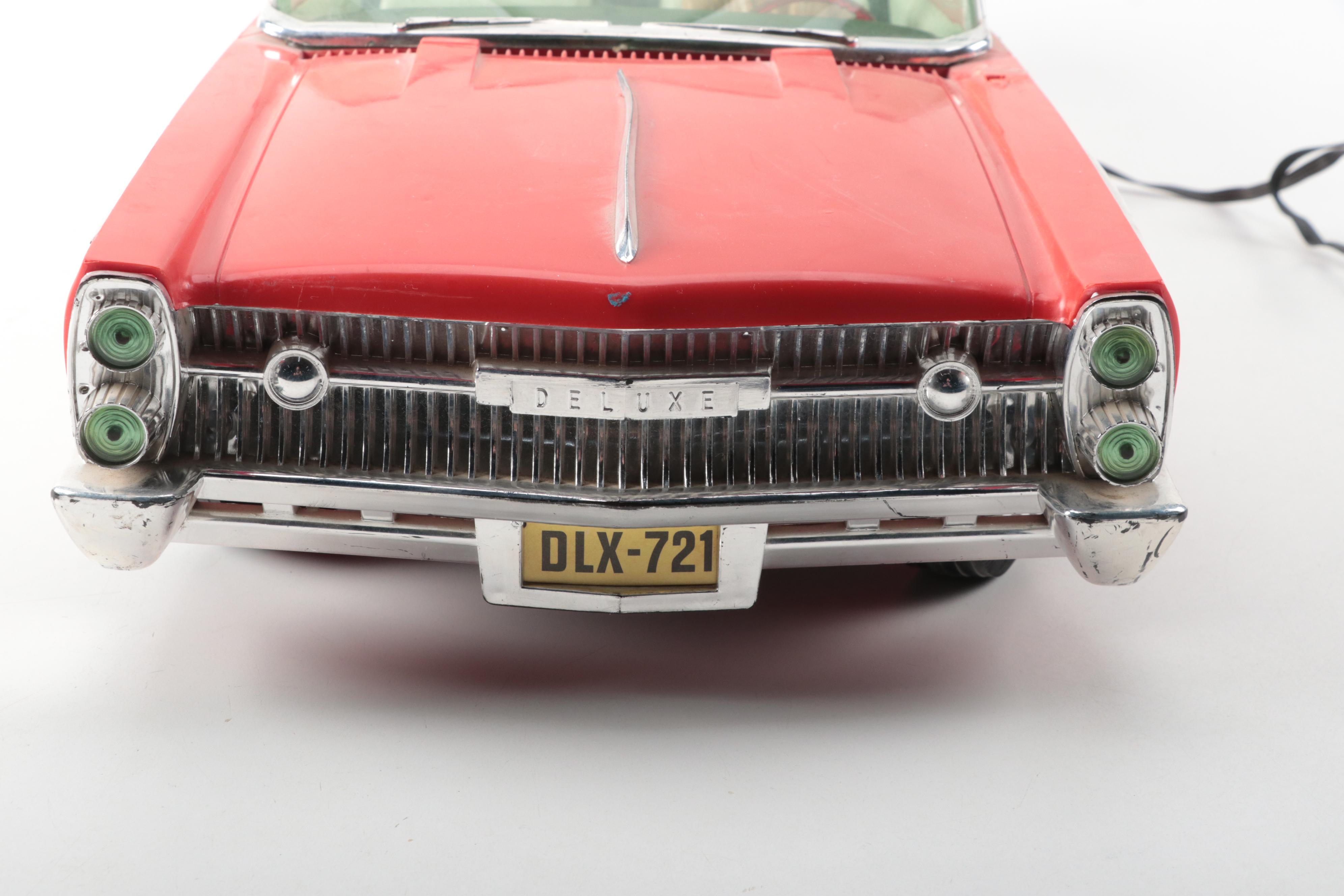 Deluxe Reading "Crusader 101" Electronic Toy Car, Mid-20th Century