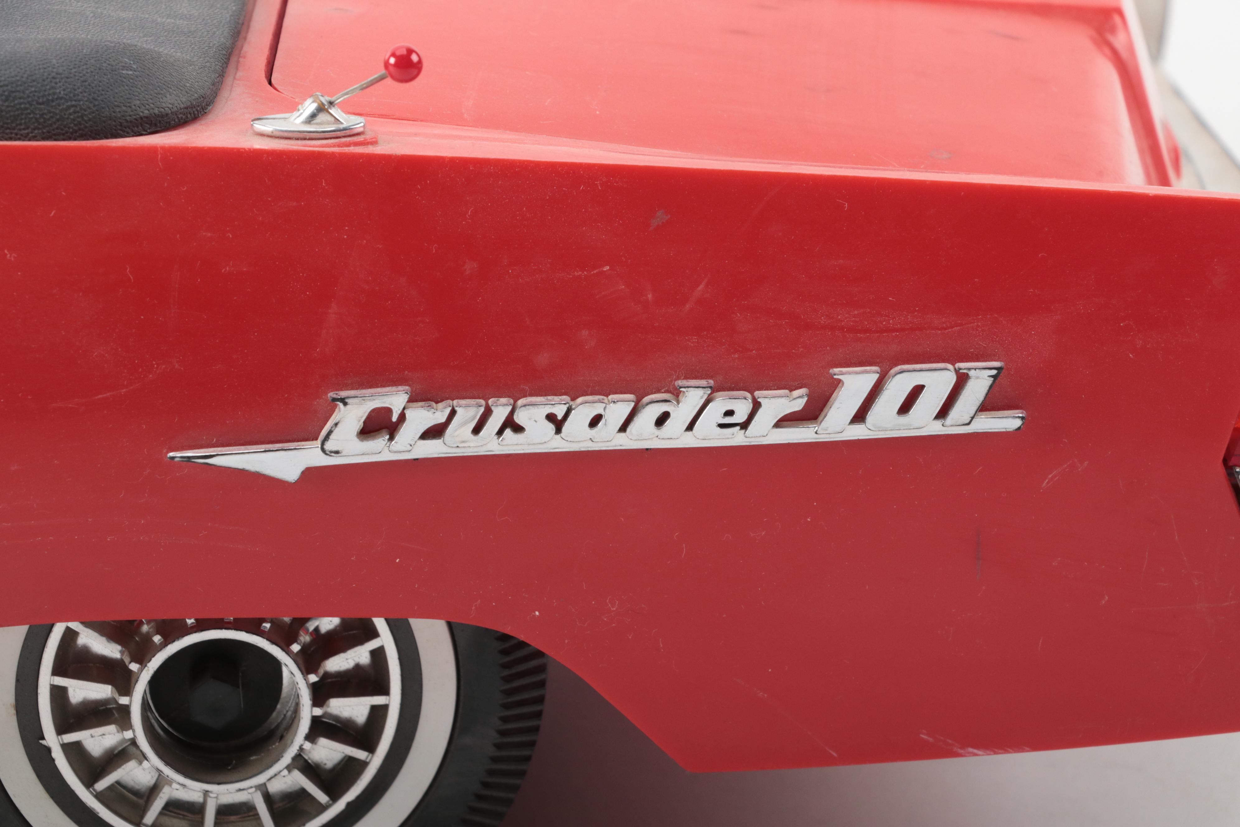 Deluxe Reading "Crusader 101" Electronic Toy Car, Mid-20th Century