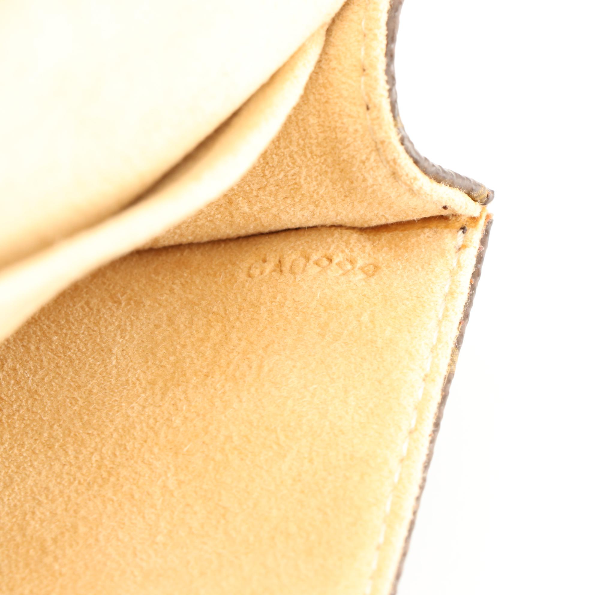 Louis Vuitton Twin GM Pochette in Monogram Canvas and Vachetta Leather