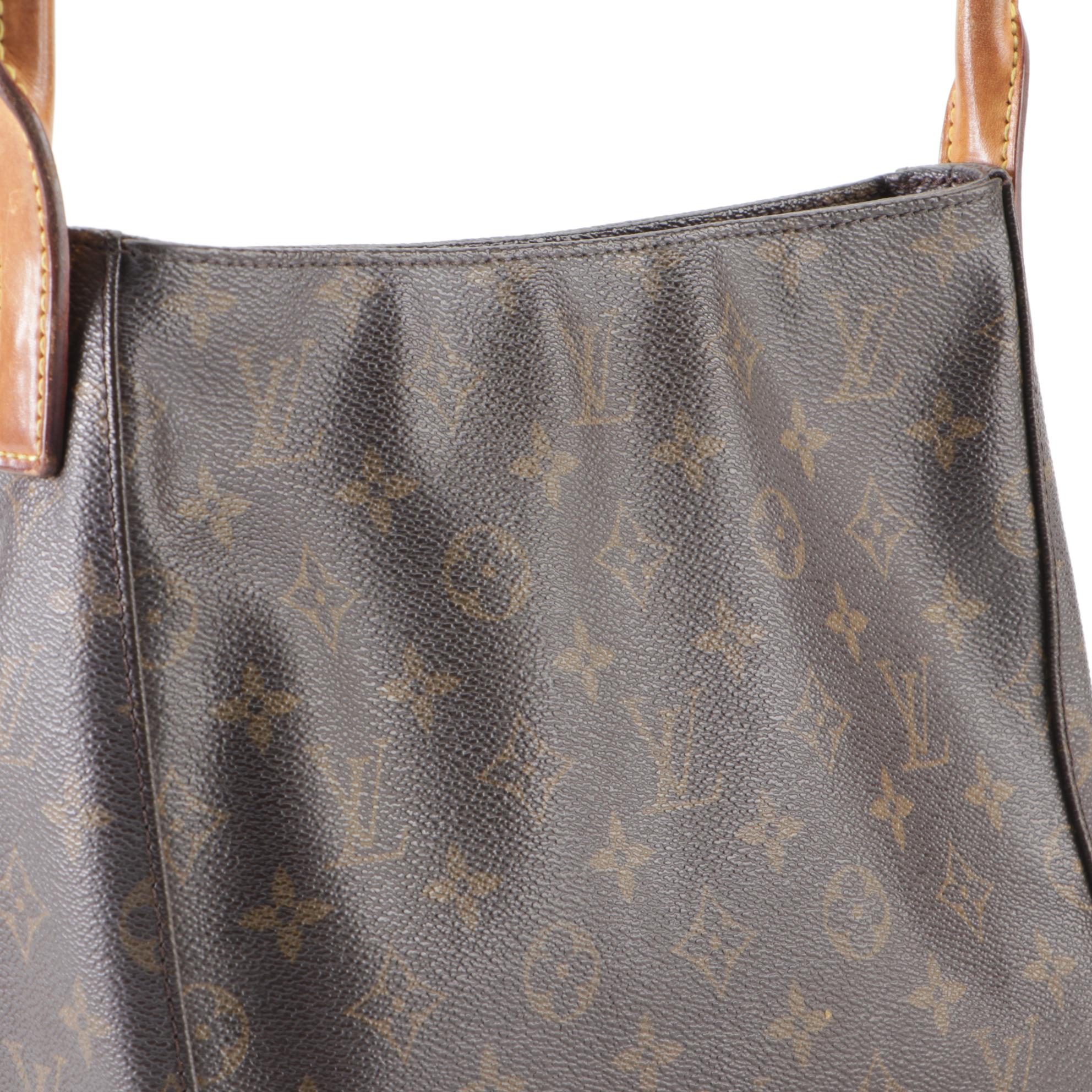 Louis Vuitton Looping MM Shoulder Bag in Monogram Canvas and Vachetta Leather