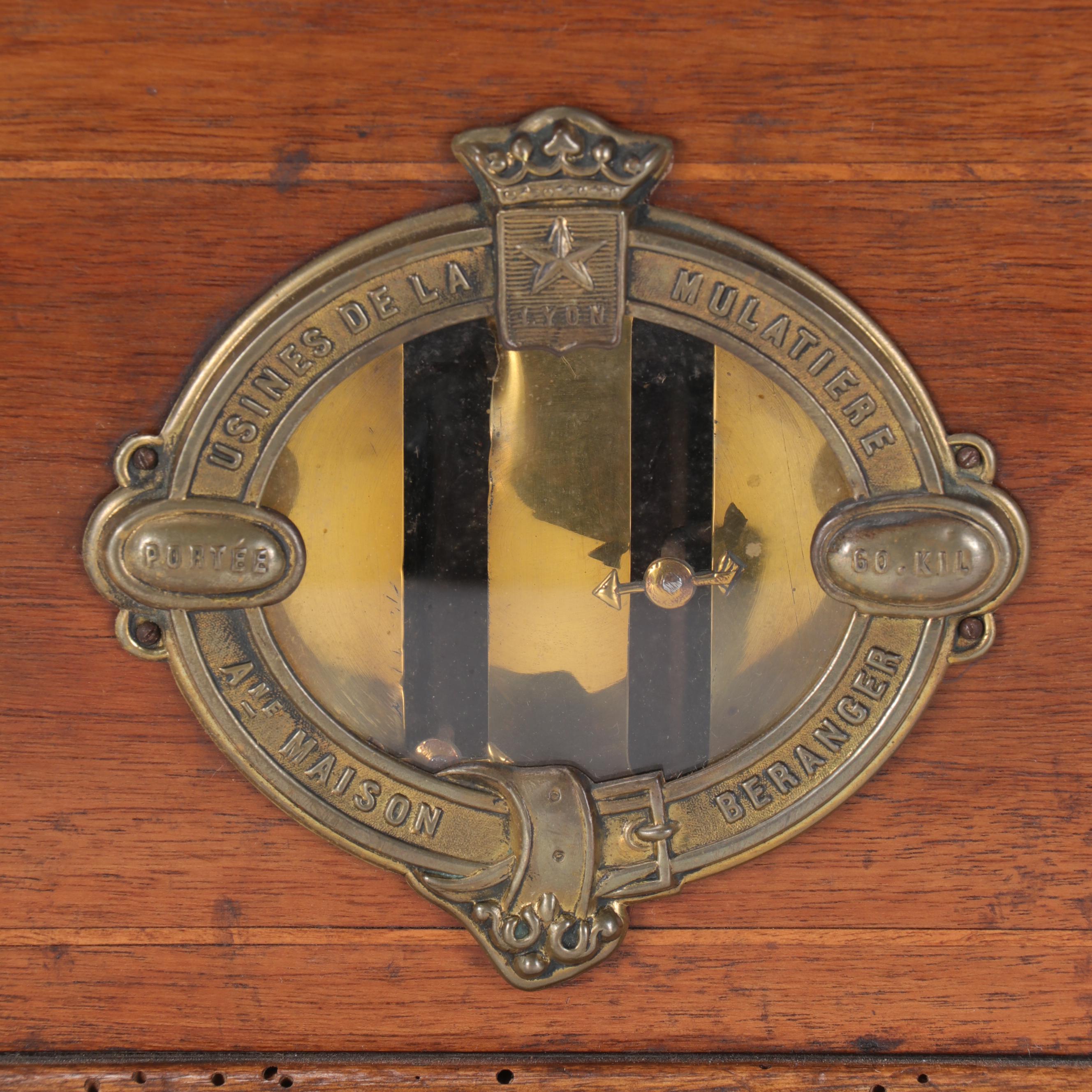 French Usines de la Mulatière au Maison Béranger Dry Goods Scale, 19th C