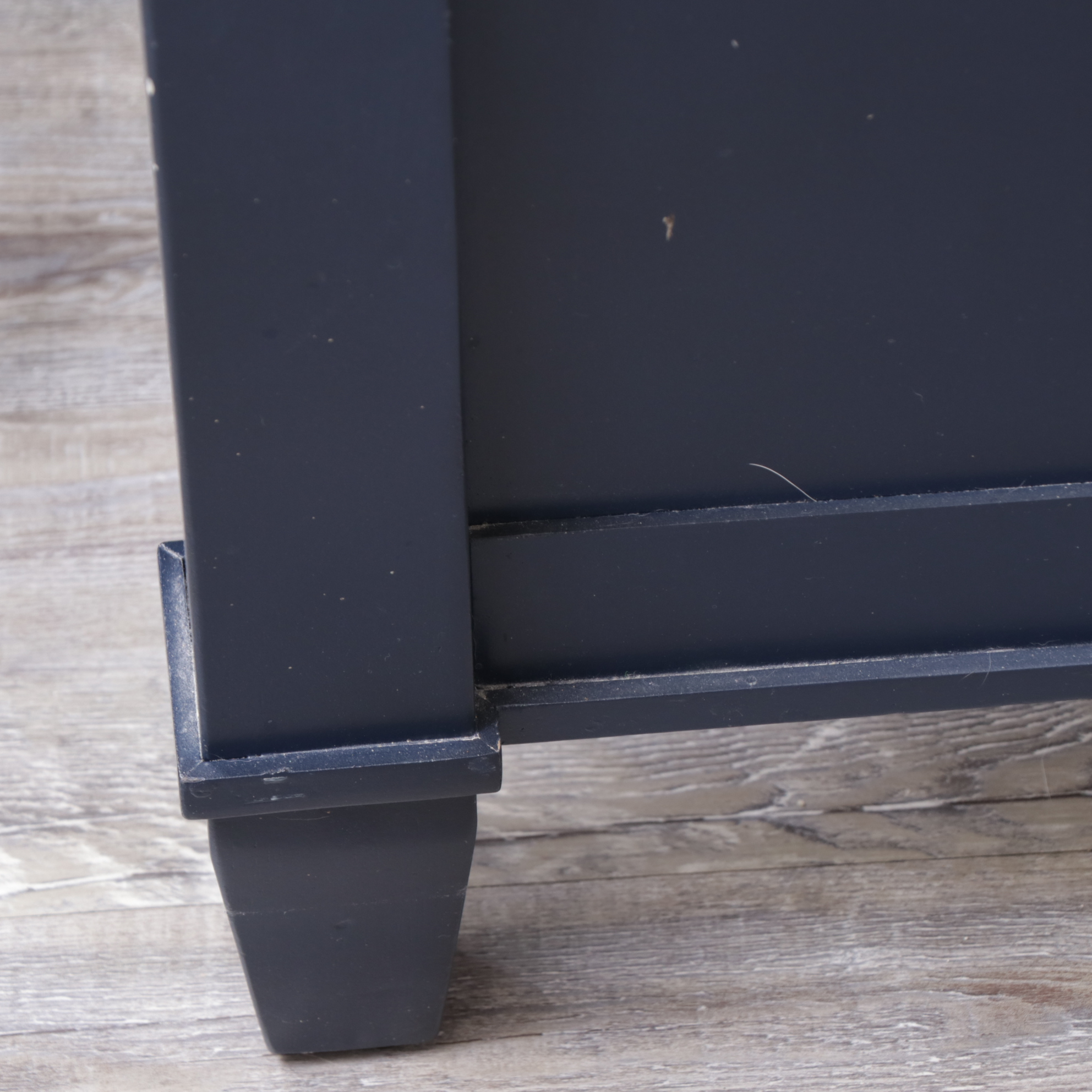 Klaussner "Trisha Yearwood Collection" Stainless Top Kitchen Island and Stools