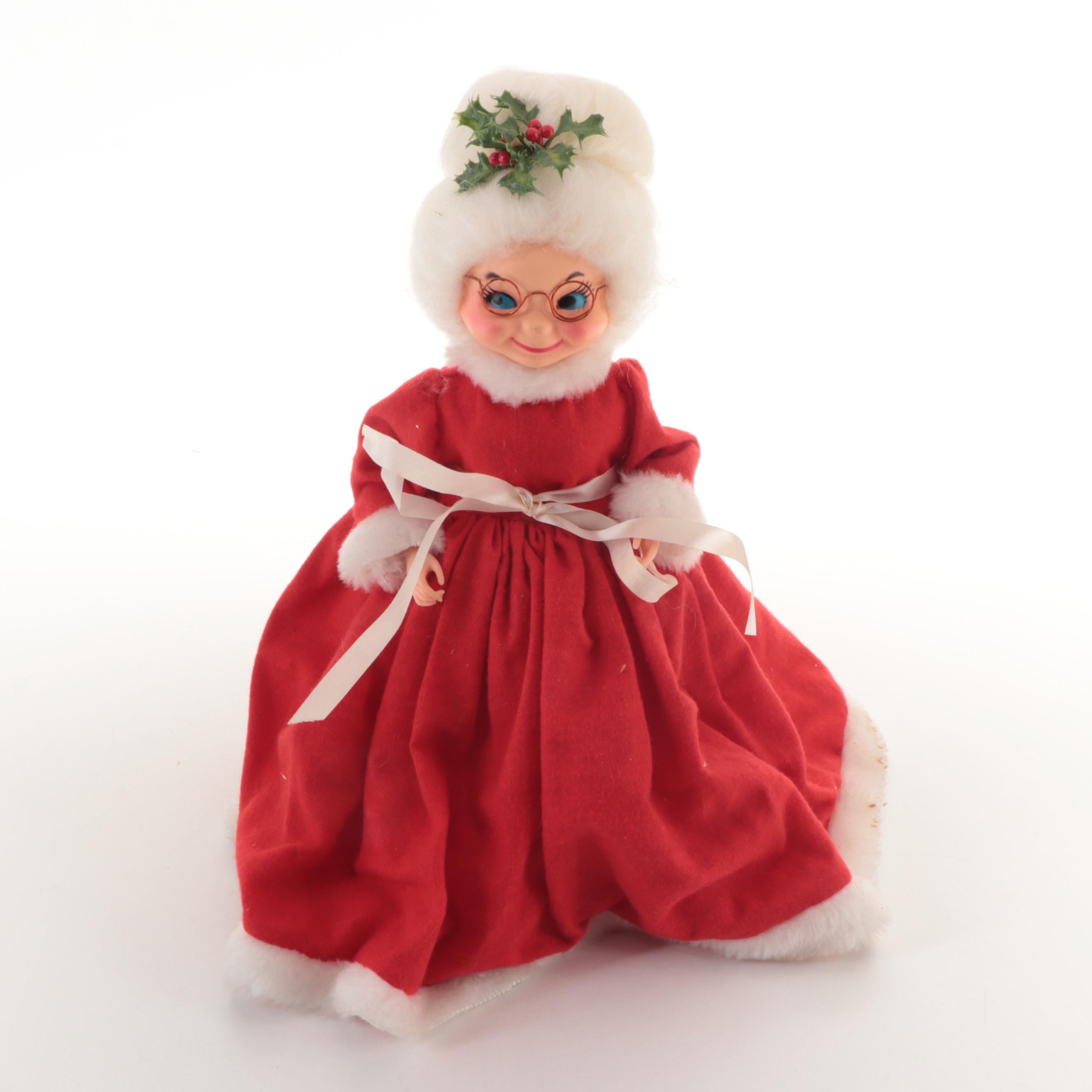 Santa Claus and Mrs. Claus Plastic Dolls
