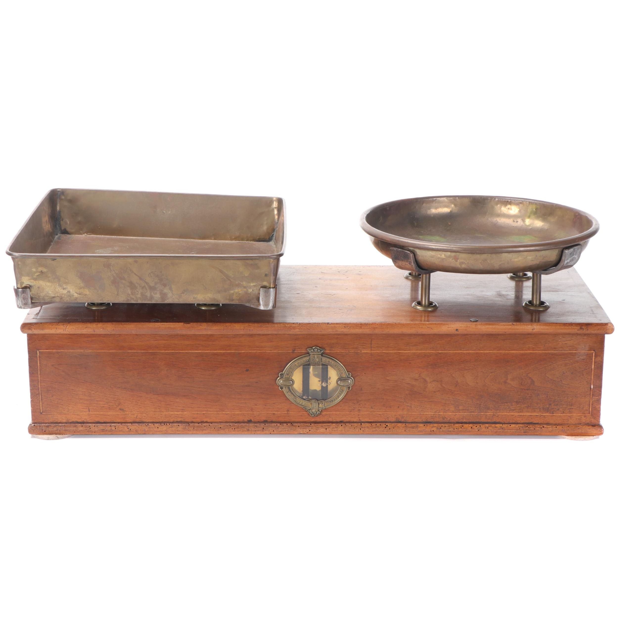 French Usines de la Mulatière au Maison Béranger Dry Goods Scale, 19th C