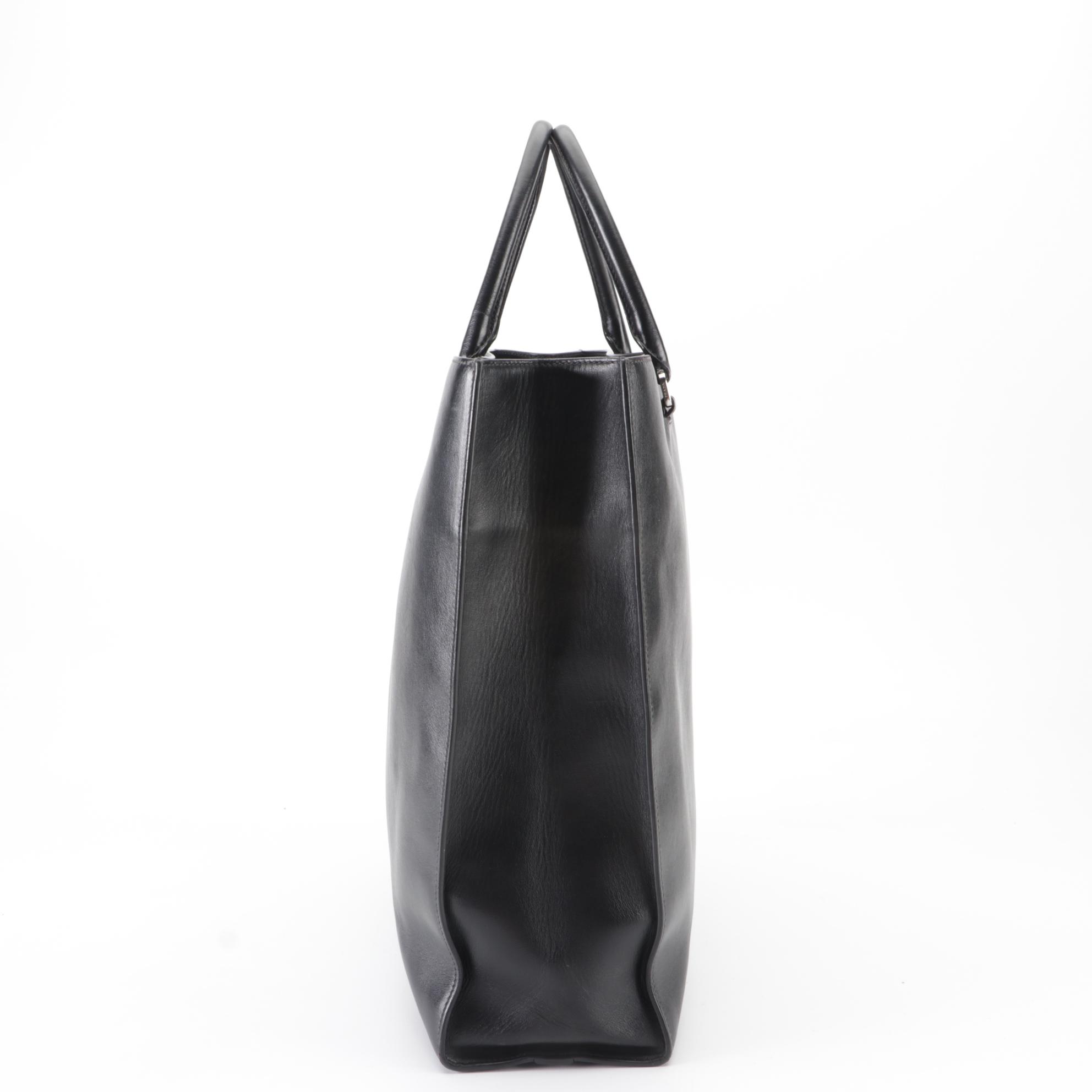 Prada Shopper Tote in Leather