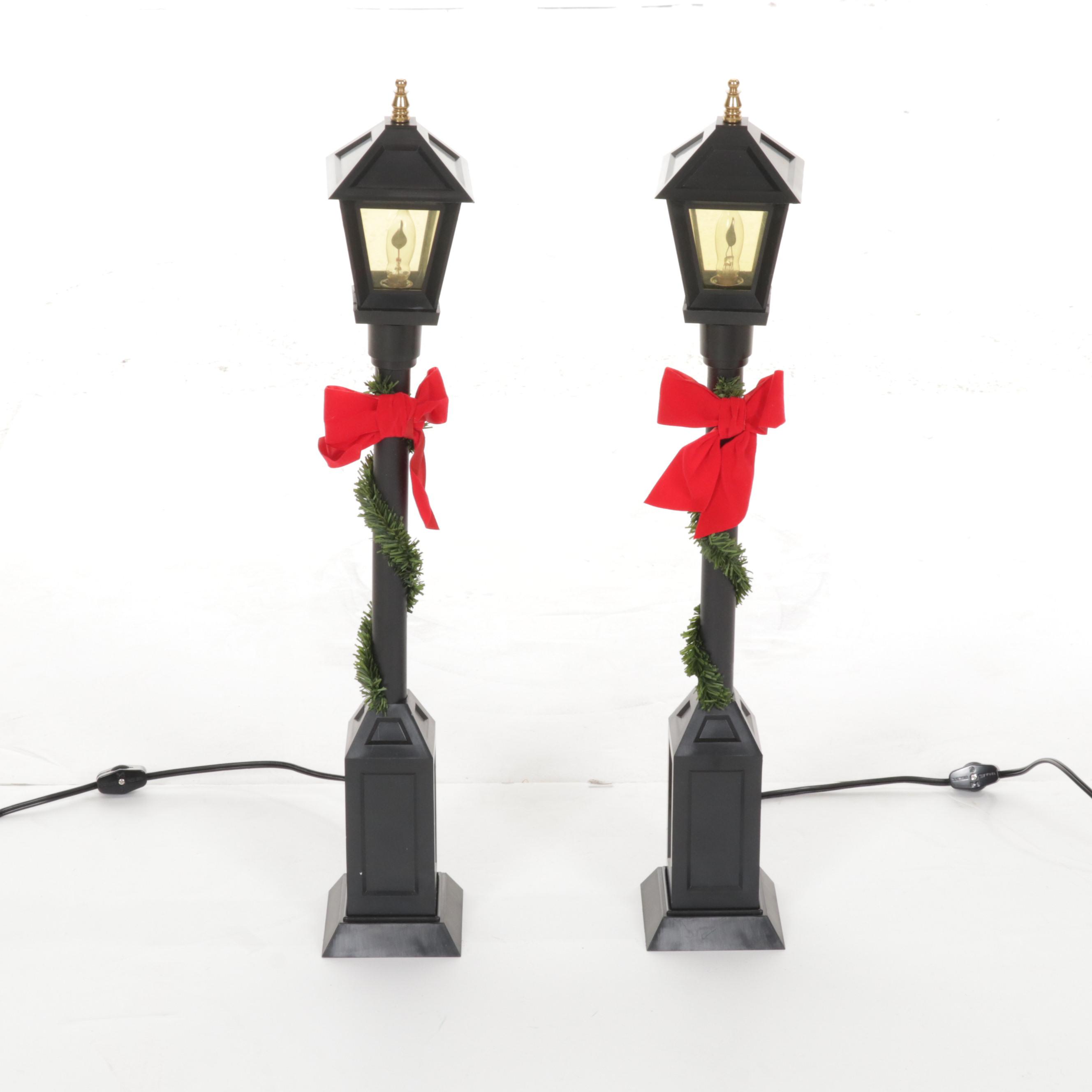 Byers' Choice "The Carolers" Christmas Figurines and Accessories