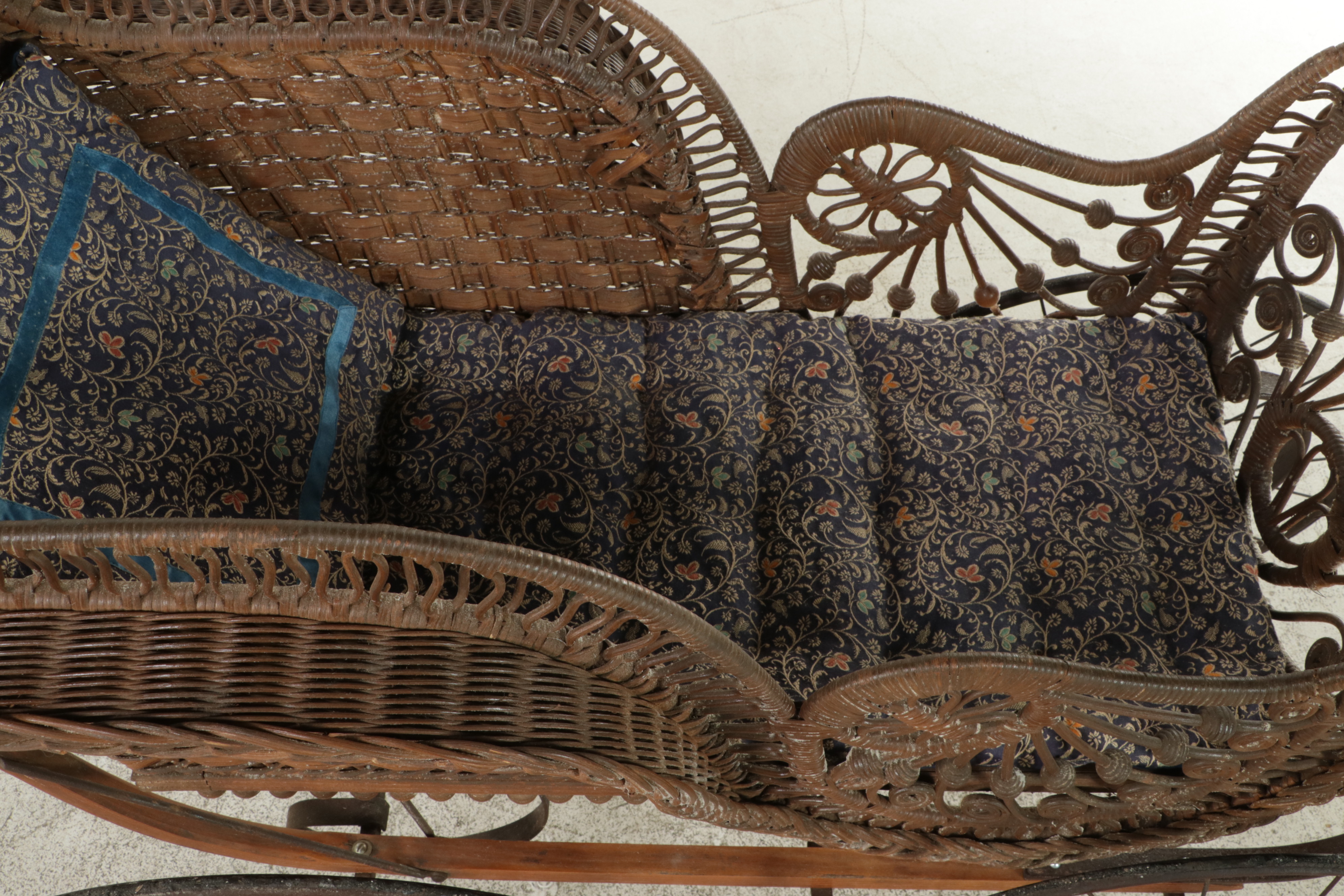 Late Victorian Wicker Baby Carriage, Late 19th/Early 20th Century