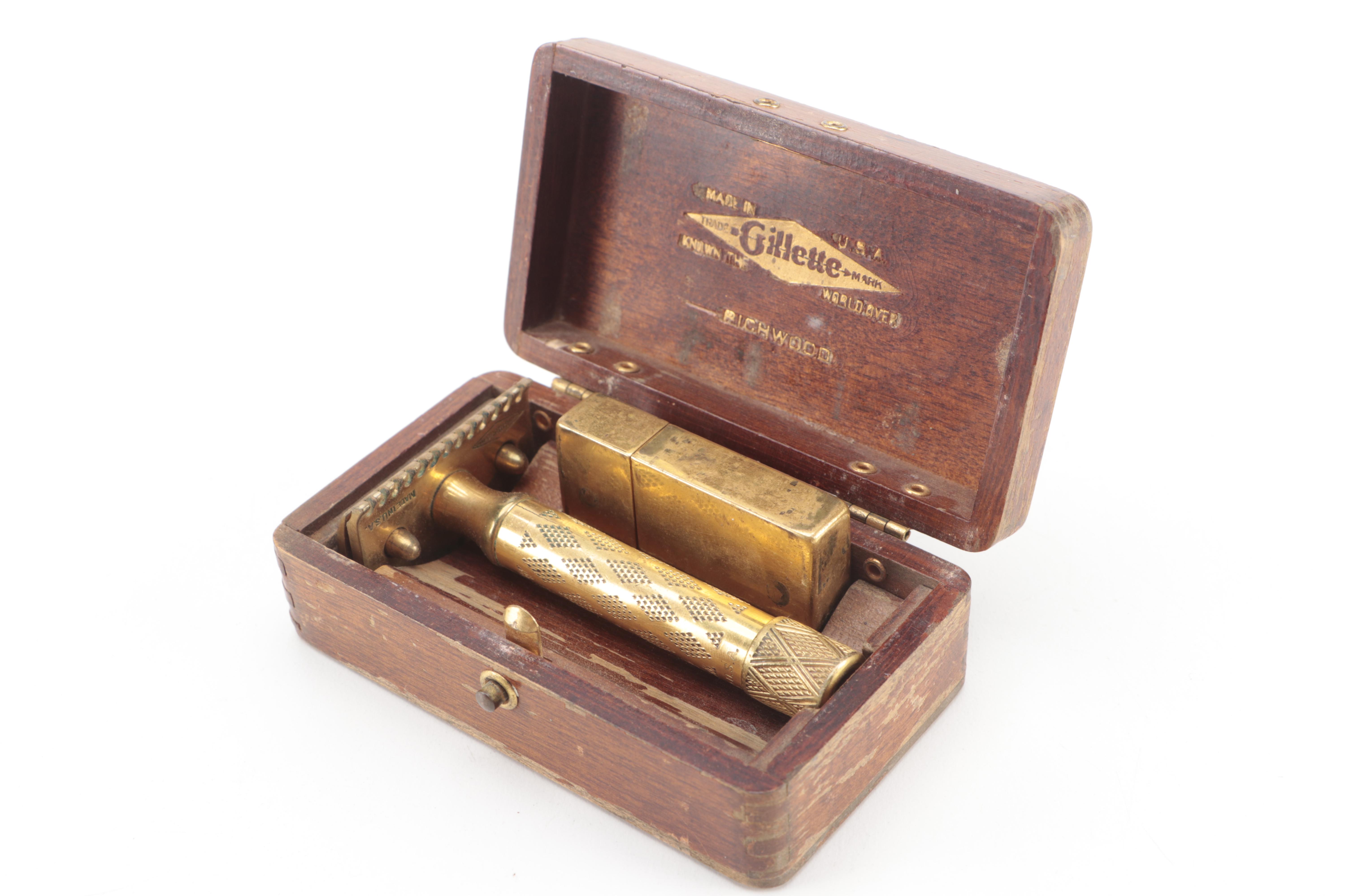 Gillette Richwood Double Edge Safety Razor with Blade Case