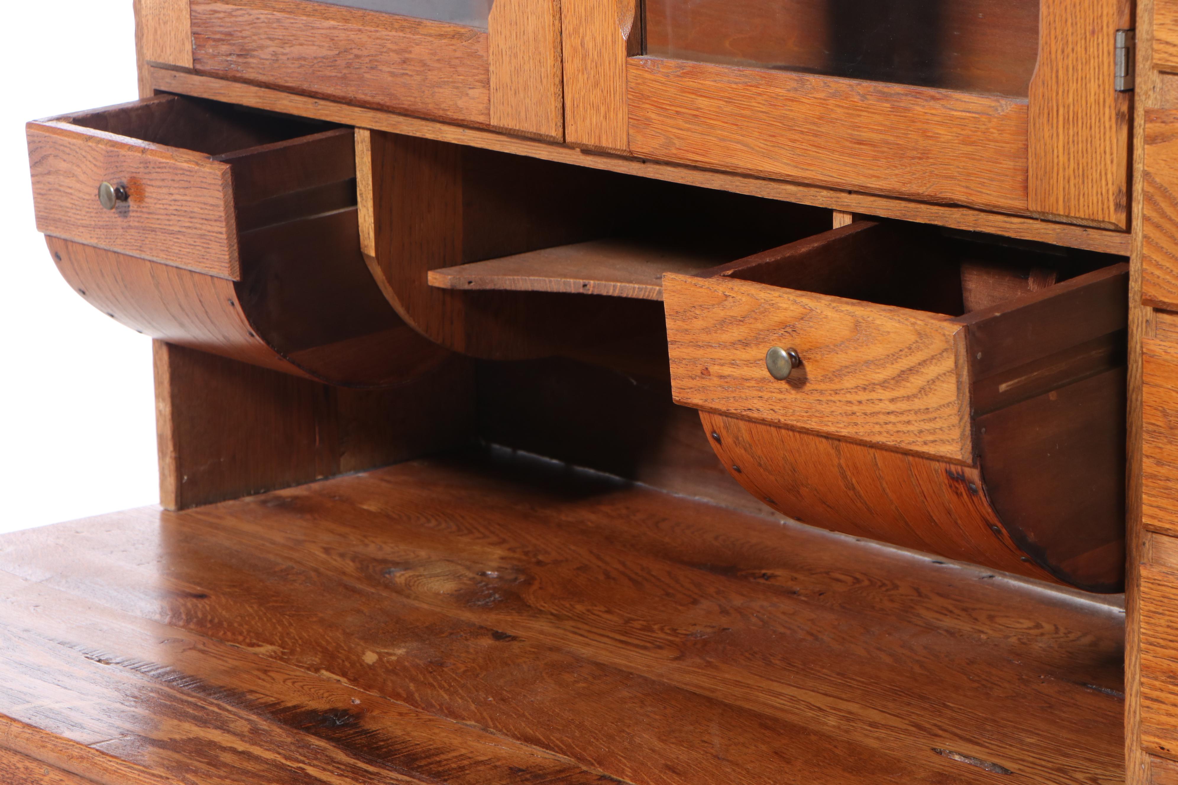 Late Victorian Oak Kitchen Cupboard with Pull-Out Work Surface