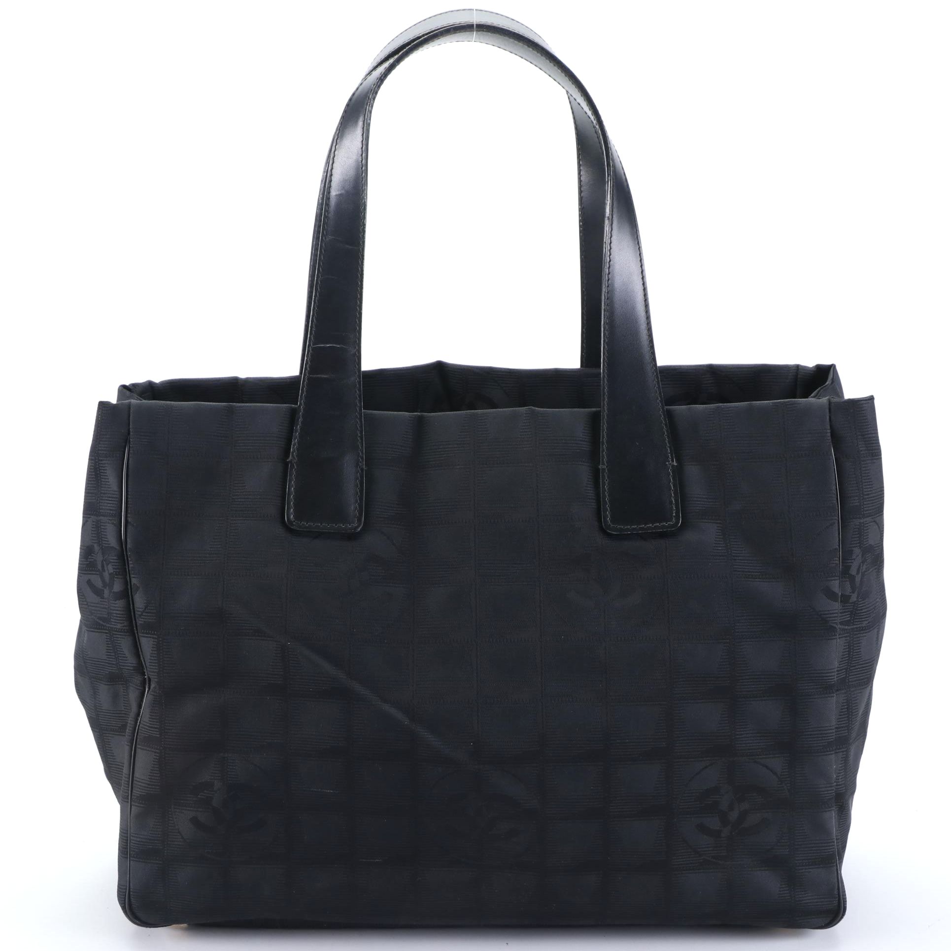 Chanel Travel Line Tote Bag in Black Nylon Jacquard Canvas and Leather