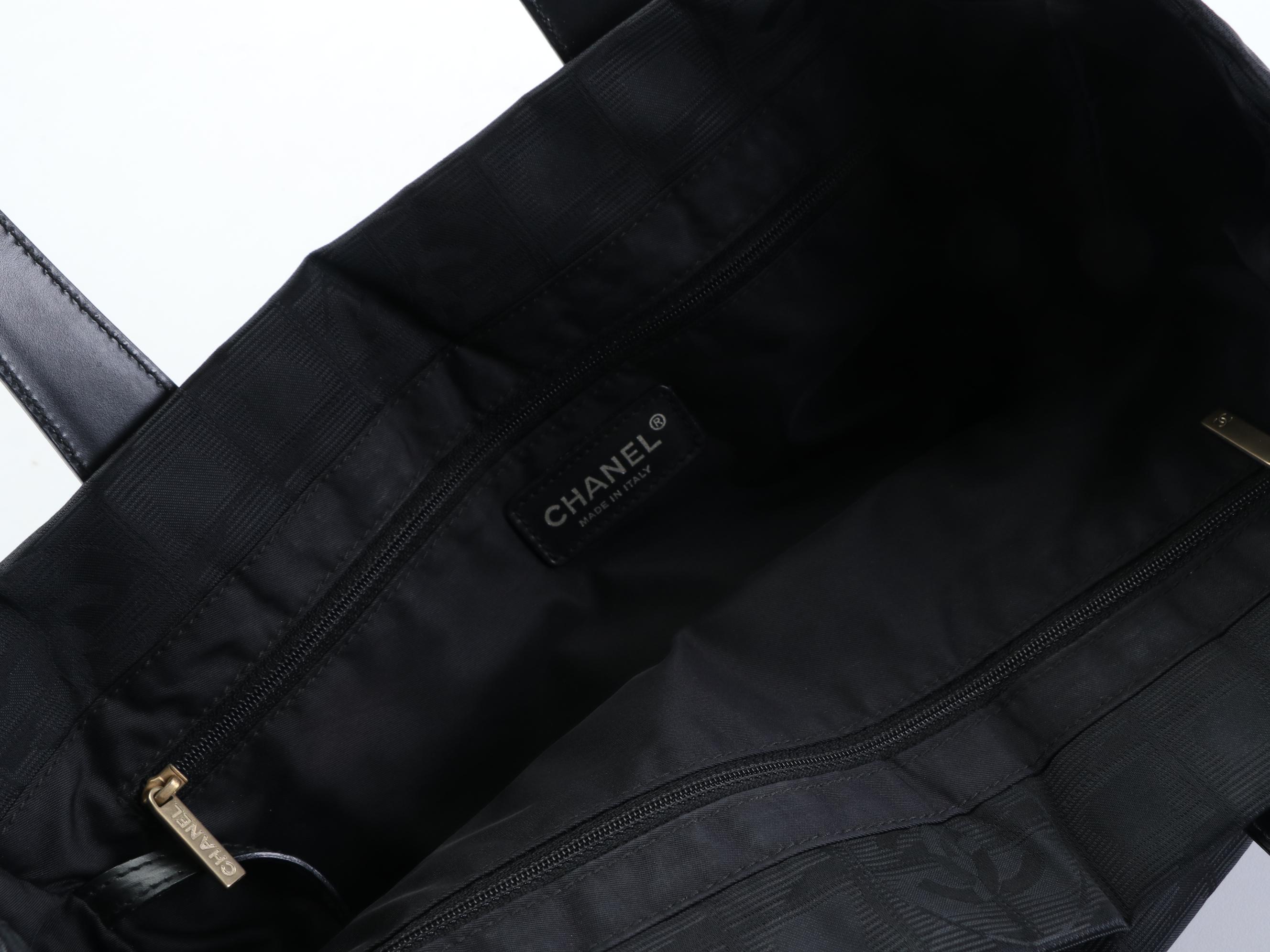 Chanel Travel Line Tote Bag in Black Nylon Jacquard Canvas and Leather