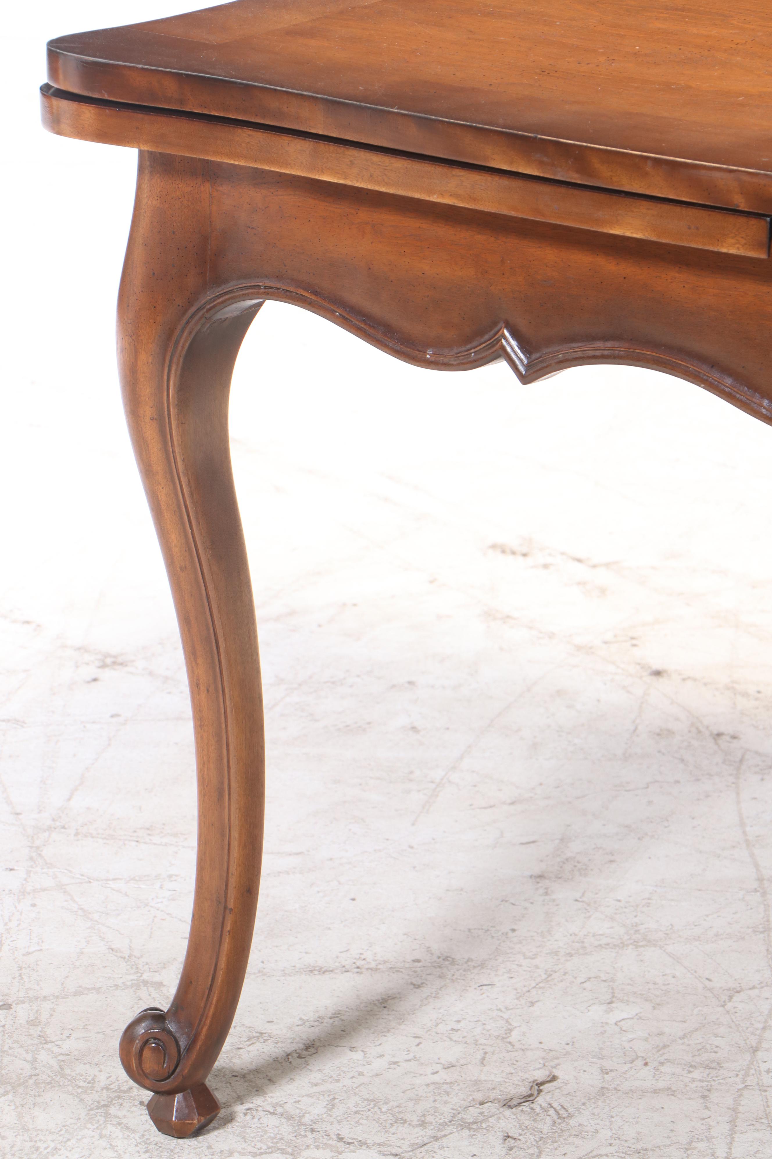 French Provincial Style Walnut-Stained Draw-Leaf Dining Table