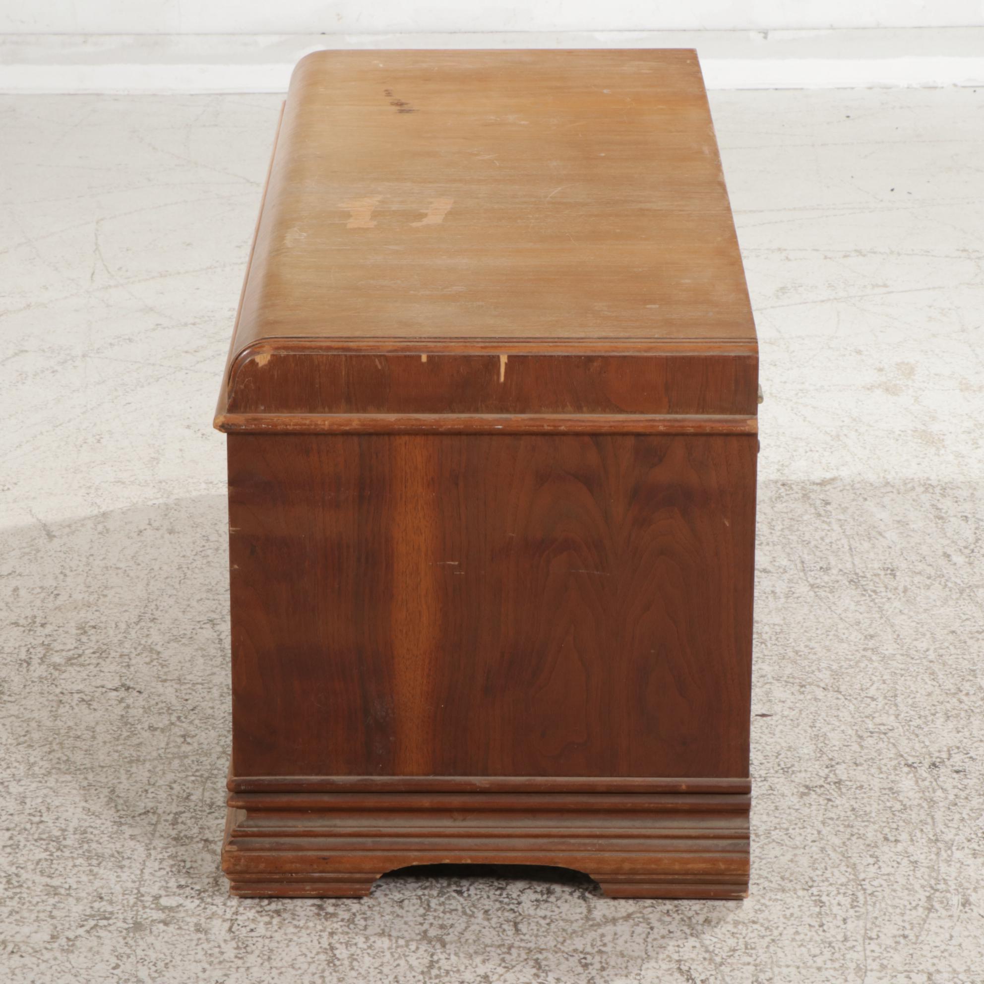 Lane "Aroma-Tite" Mahogany-Veneered Cedar Chest, Mid-20th Century