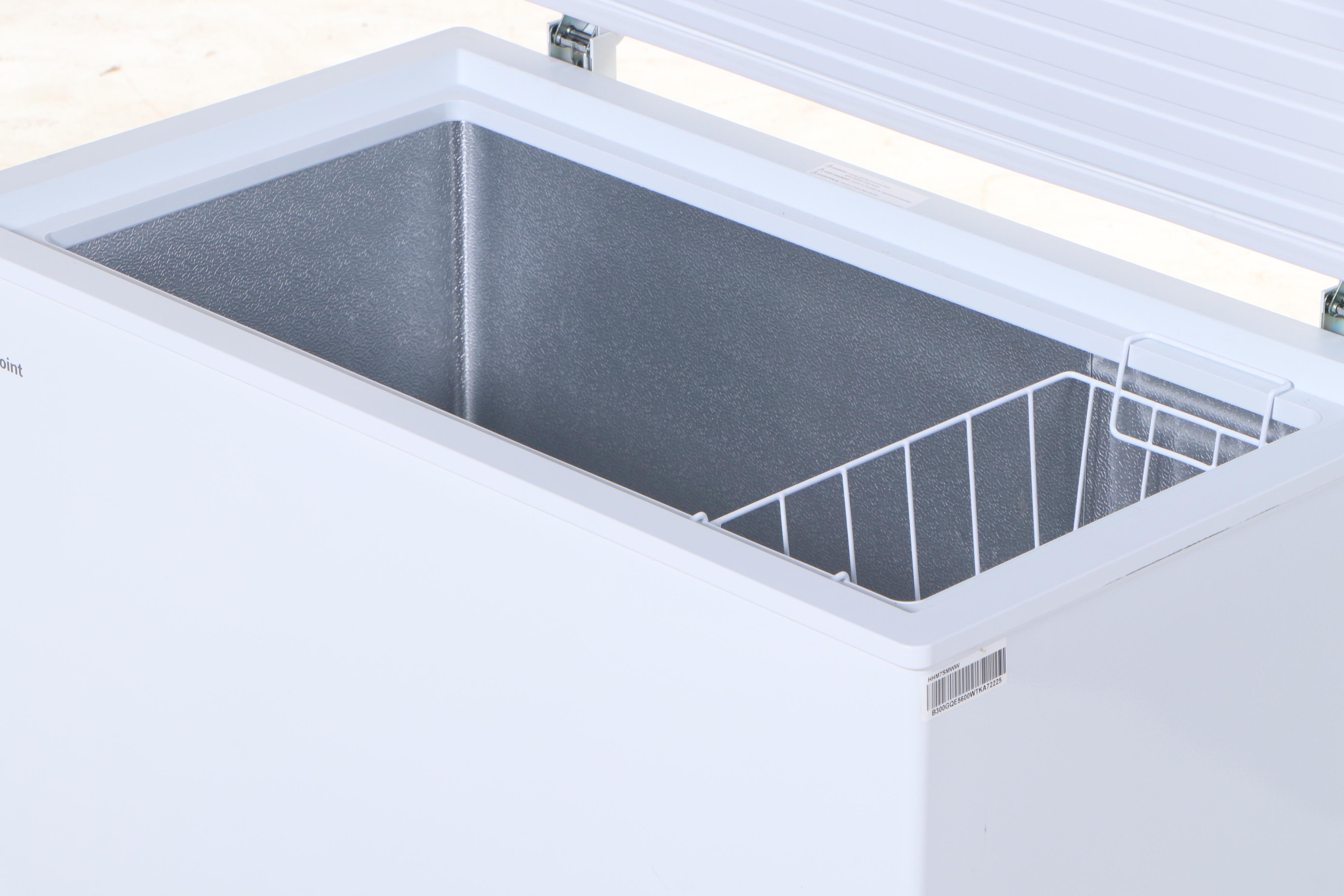 Hotpoint 7.1-cu ft Manual Defrost Chest Freezer