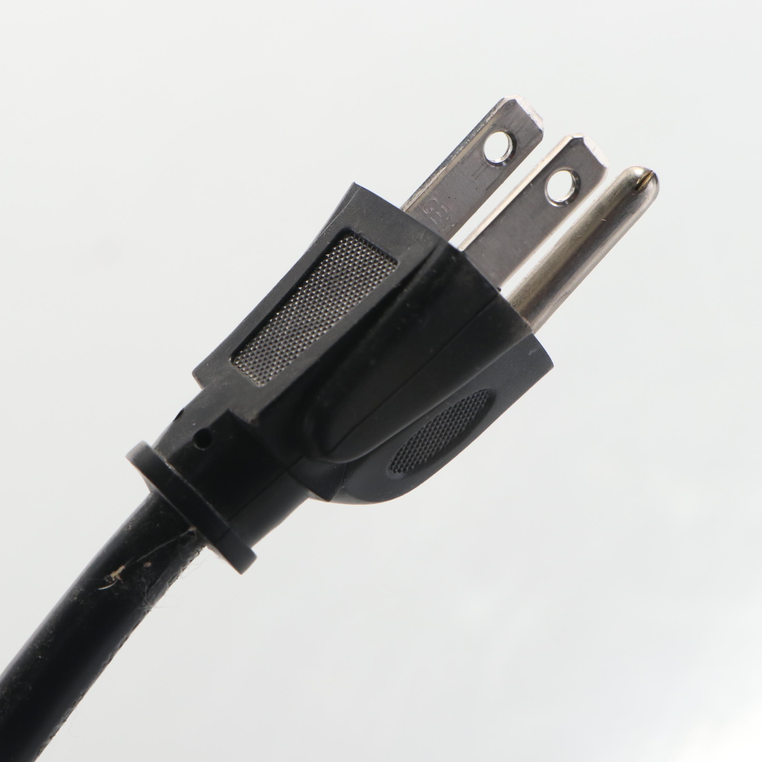 Hotpoint 7.1-cu ft Manual Defrost Chest Freezer