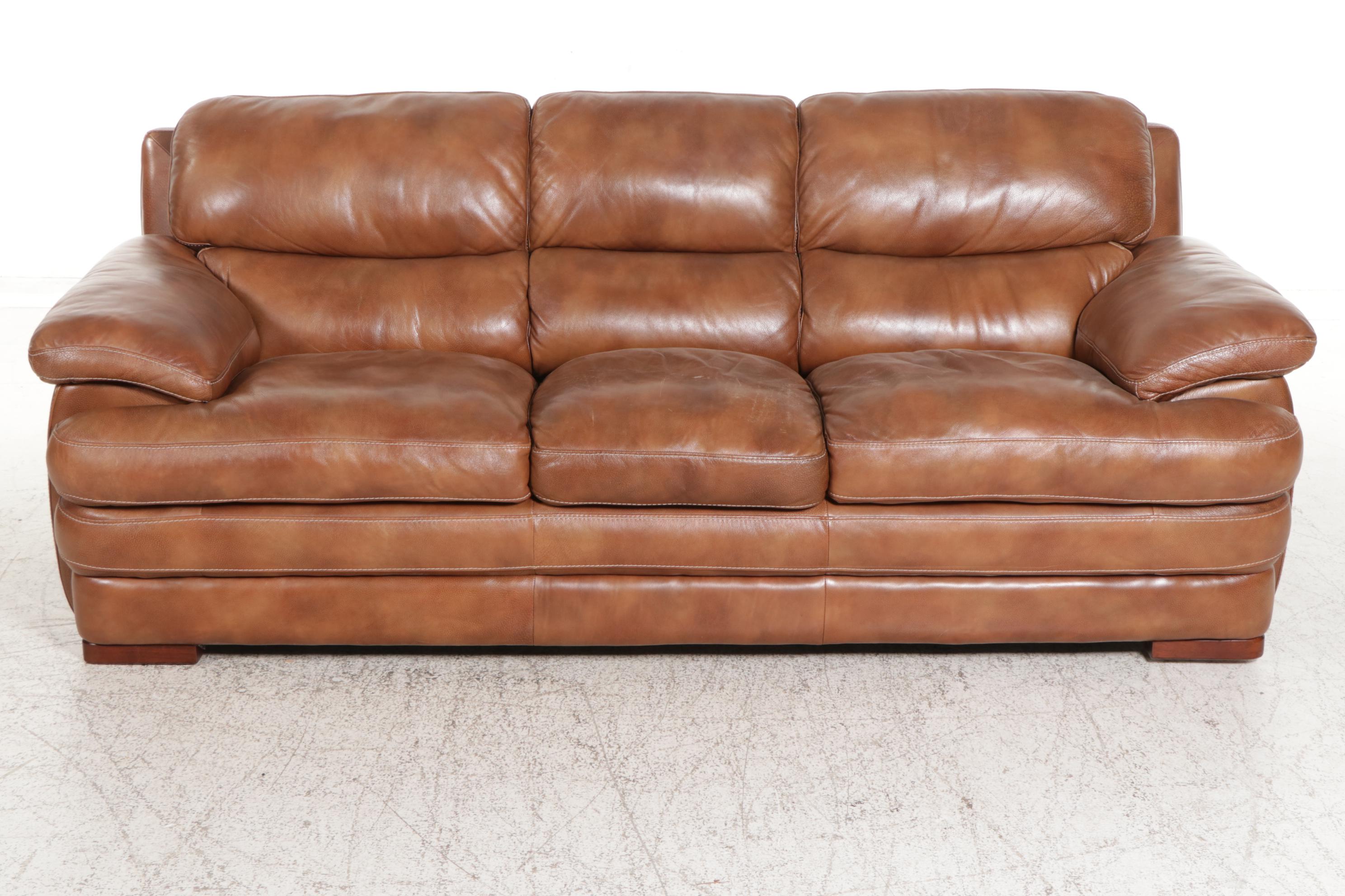 Flexsteel Latitudes Collection "Dylan" Leather Three-Cushion Sofa, 21st Century