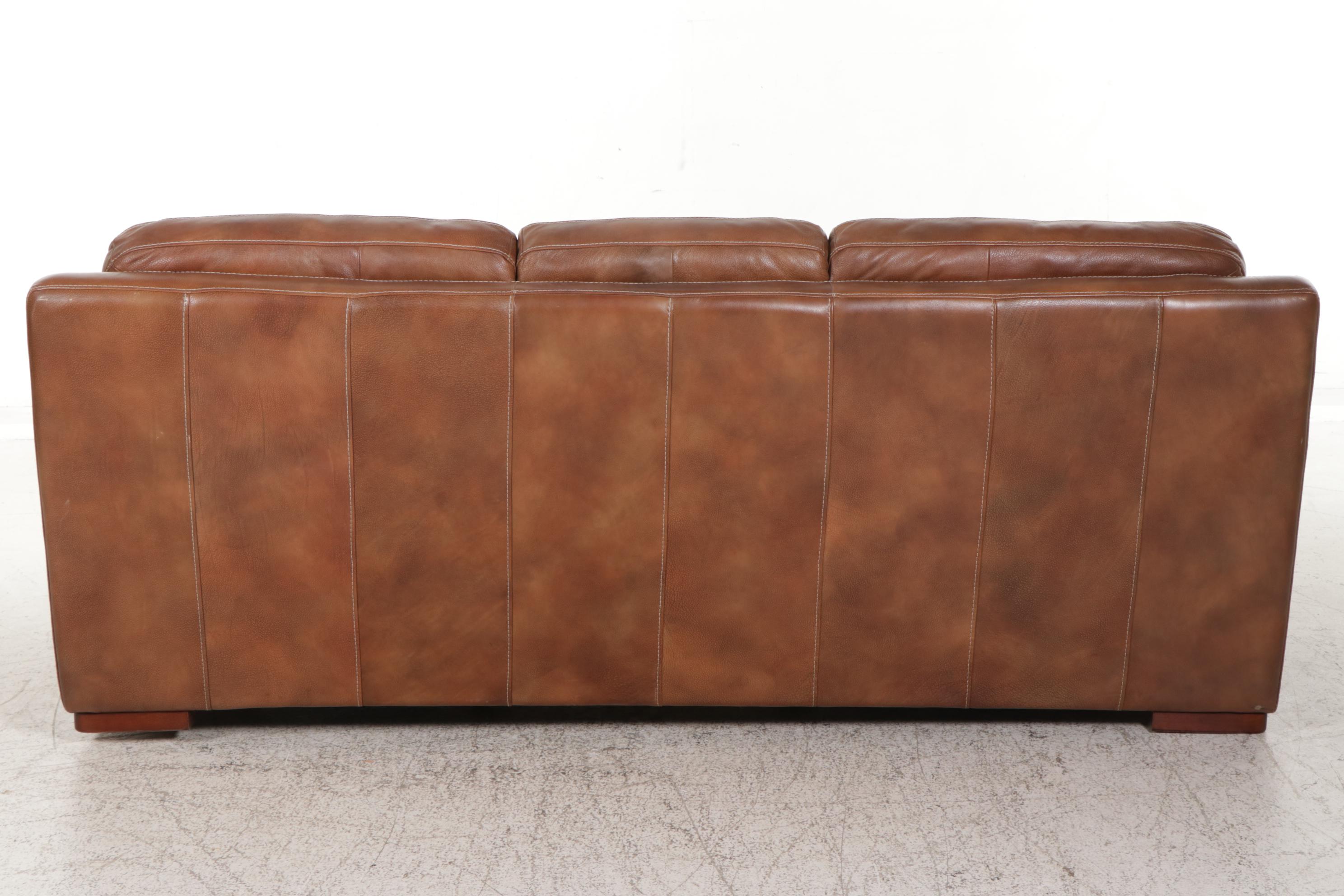 Flexsteel Latitudes Collection "Dylan" Leather Three-Cushion Sofa, 21st Century