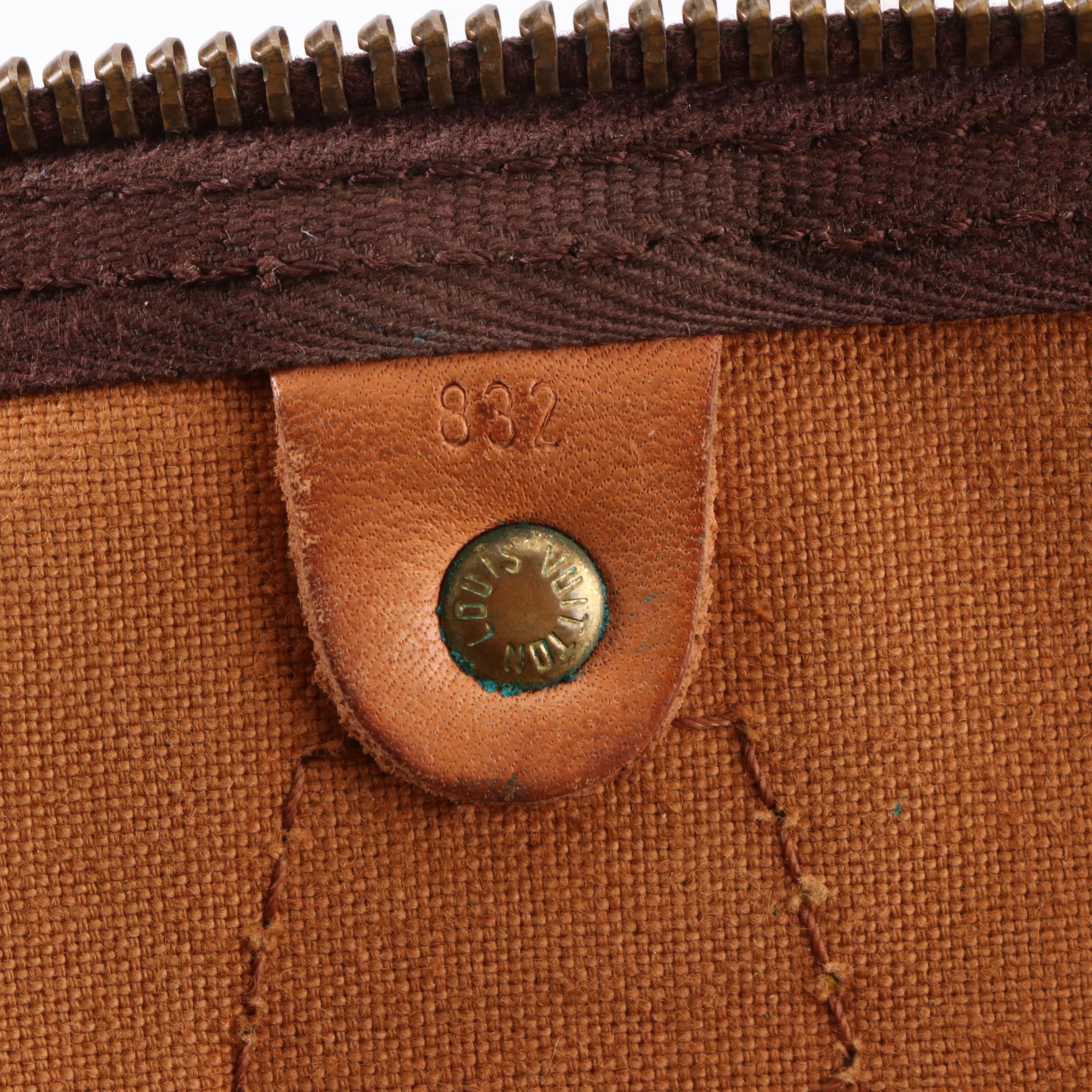 Louis Vuitton Speedy 40 in Monogram Canvas and Vachetta Leather