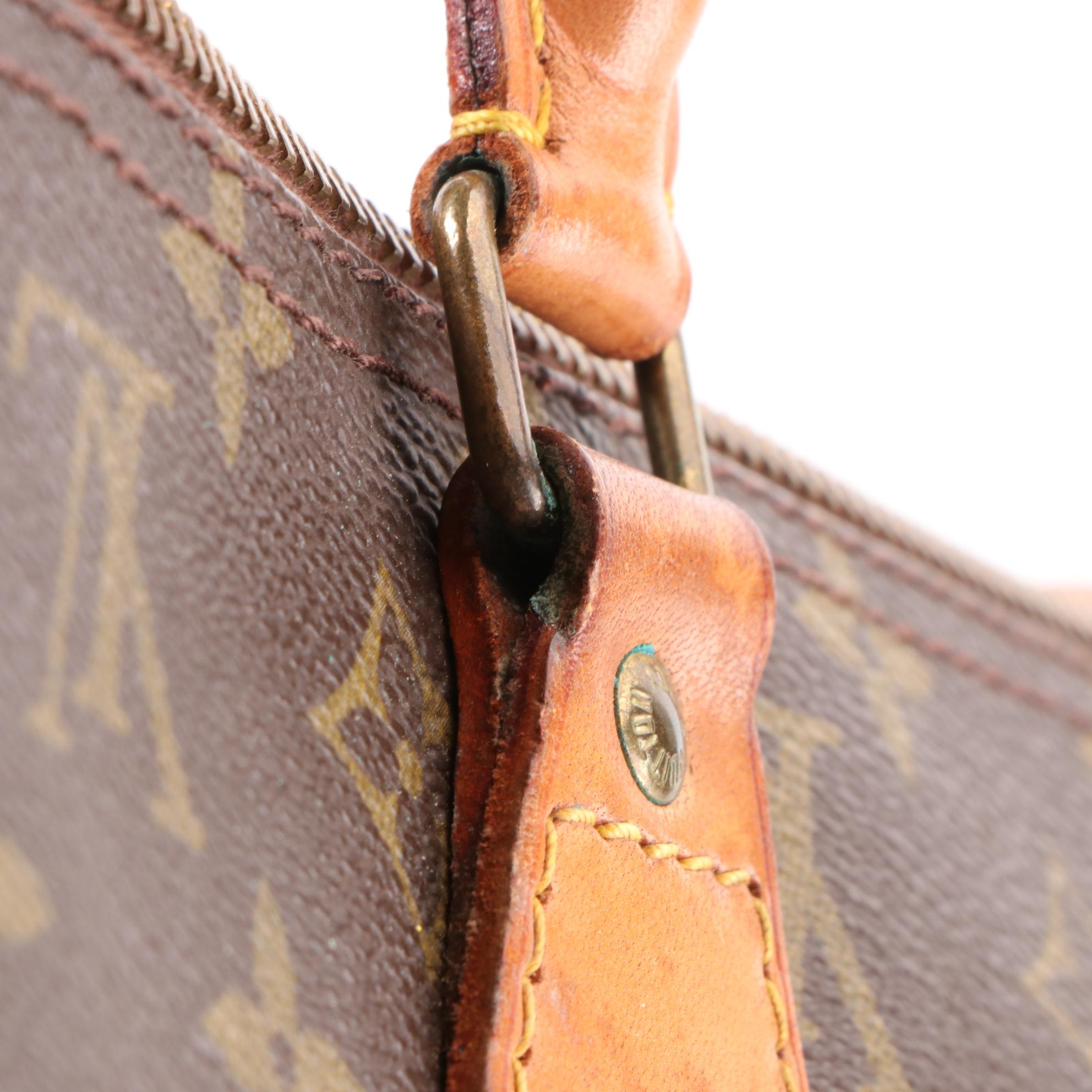 Louis Vuitton Speedy 40 in Monogram Canvas and Vachetta Leather