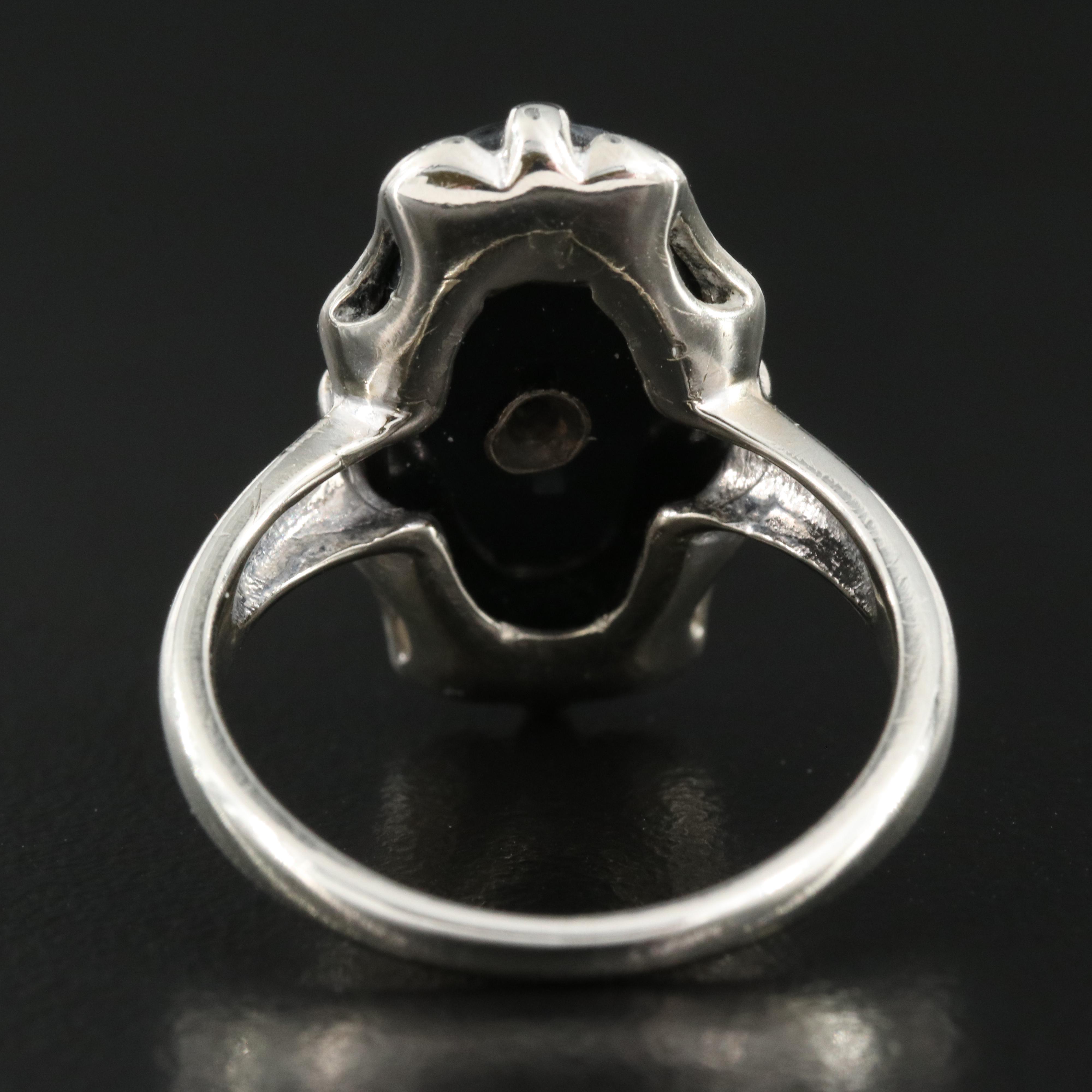 Vintage 10K Diamond and Black Onyx Ring