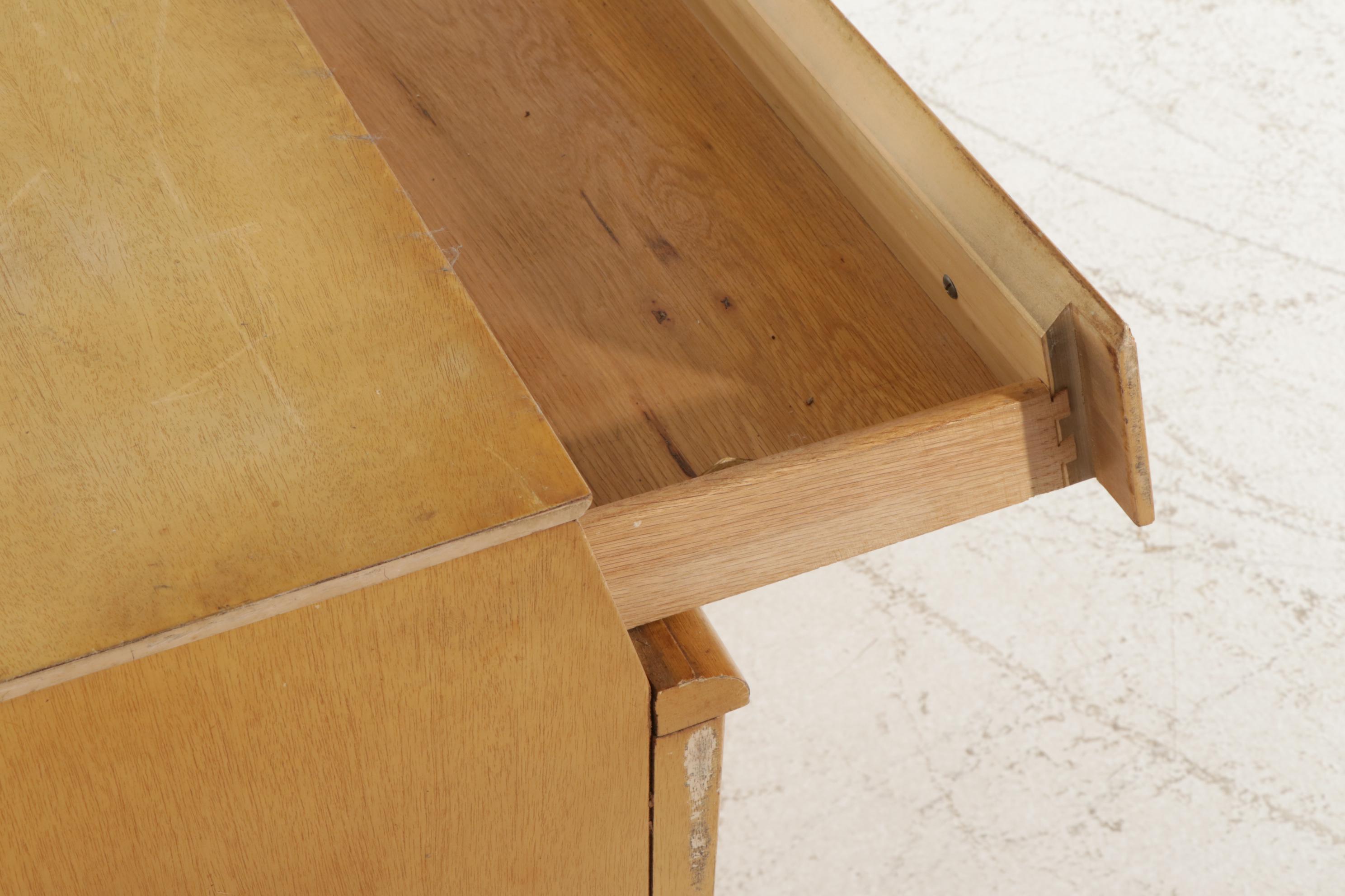 United Furniture Corporation Mid Century Modern Blonde Wood Bedroom Set