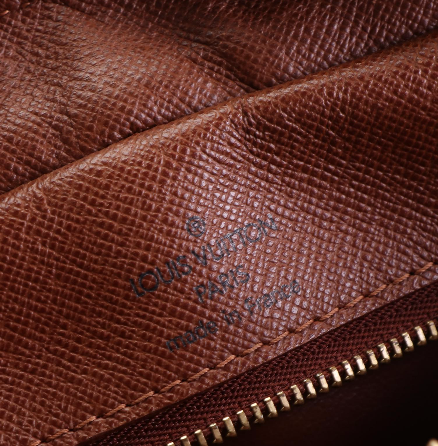 Louis Vuitton Nile Reporter Bag in Monogram Canvas and Vachetta Leather